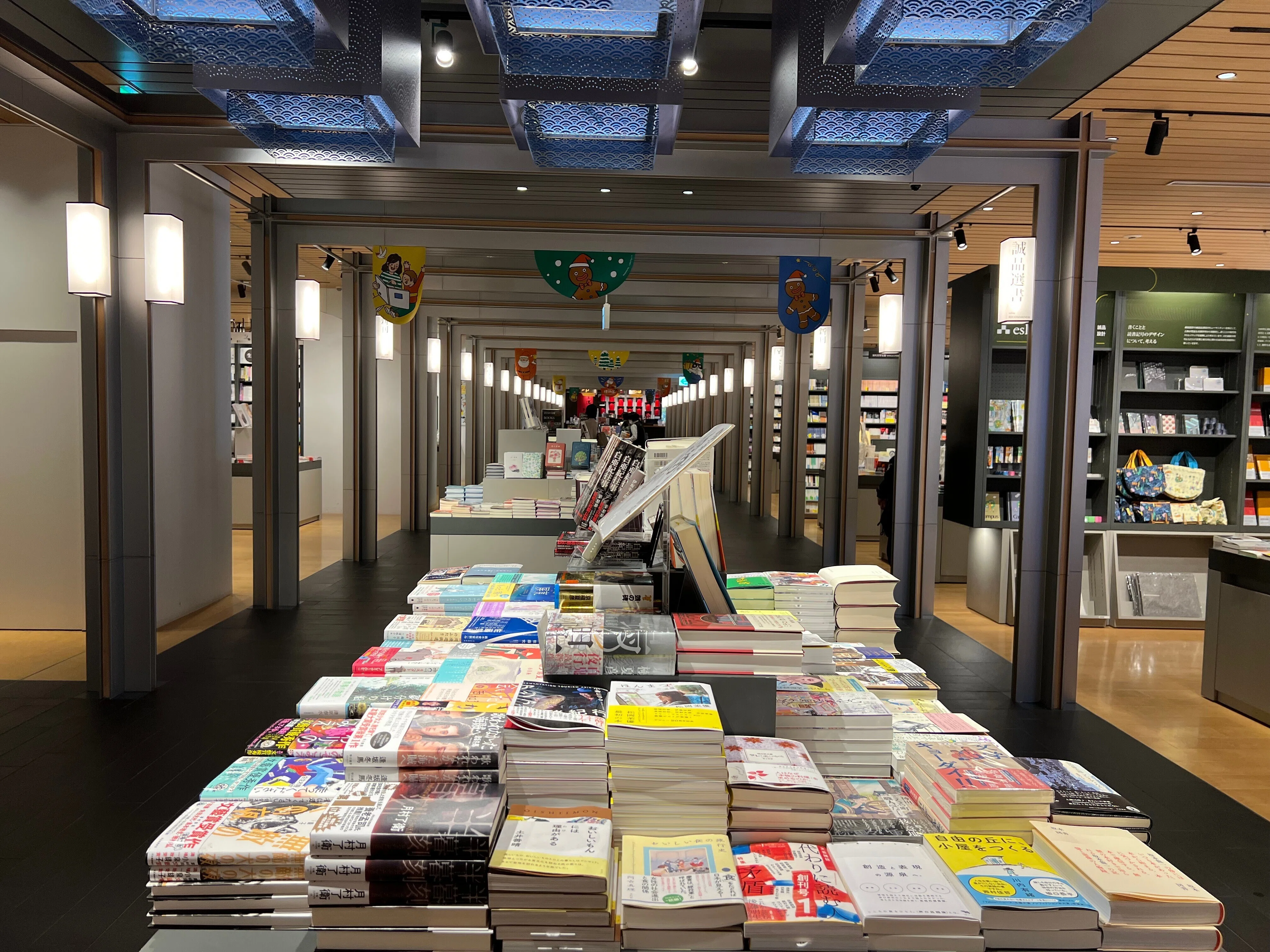 本屋発注百景vol.6 誠品生活日本橋｜BookCellar事務局