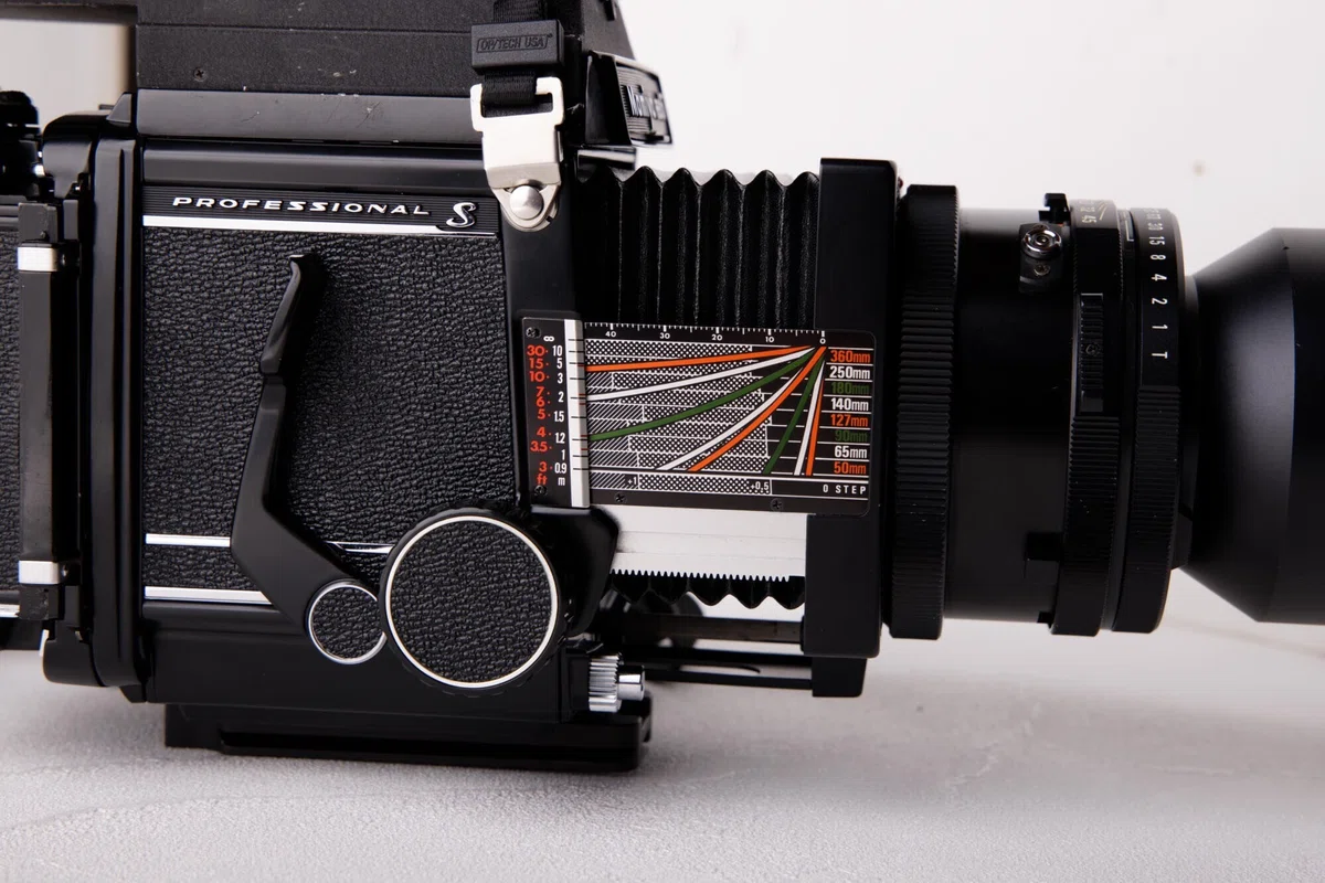 Mamiya マミヤ 中判フィルムカメラ RB67 PRO 押え S ボディ