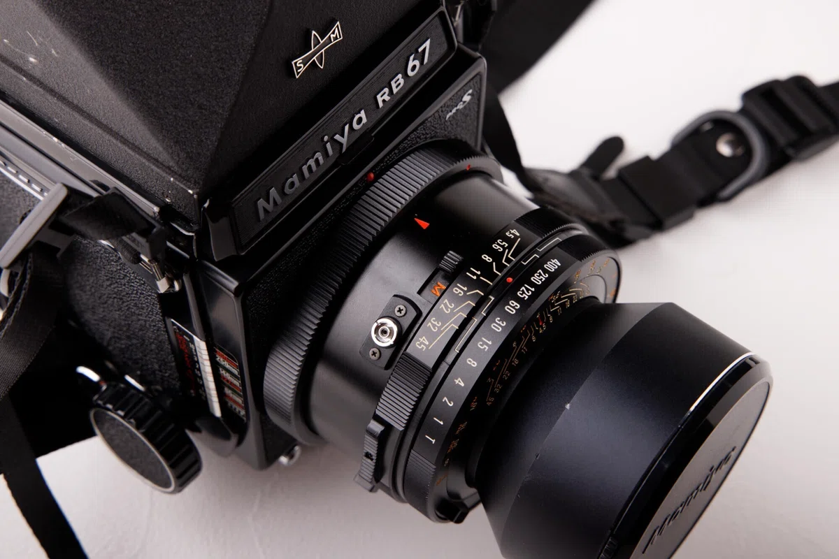 Mamiya RB67のすべて | 細かい使い方からパーツまで解説｜moph