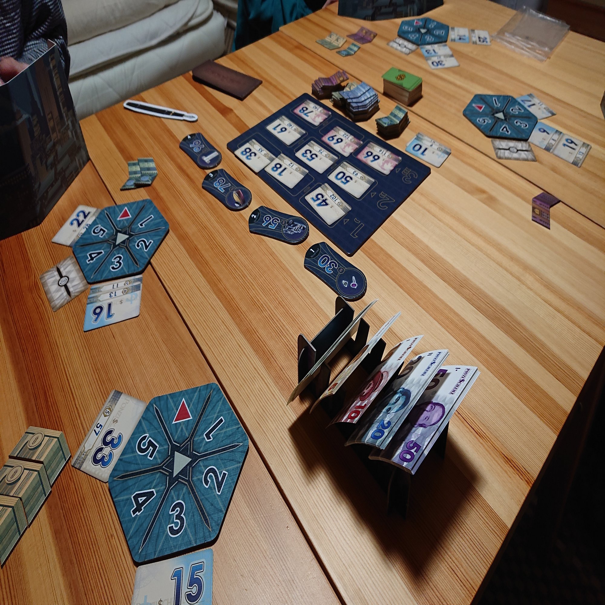 ポンジスキーム / Ponzi Scheme｜NEZ@勝利点の高そうな獅子舞