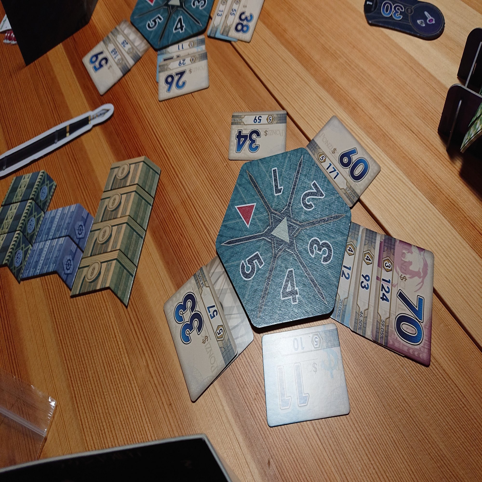 ポンジスキーム / Ponzi Scheme｜NEZ@勝利点の高そうな獅子舞