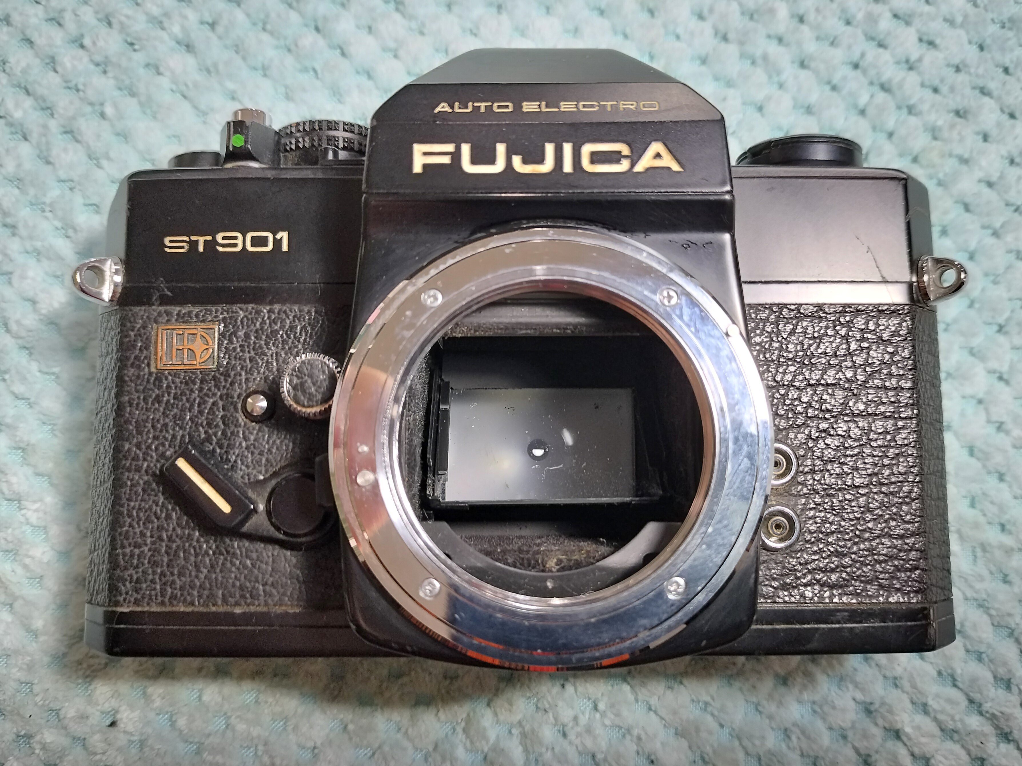 FUJICA ST801の分解|フィルムカメラ修理のアクアカメラ FUJICA ST801の分解|フィルムカメラ修理のアクアカメラ