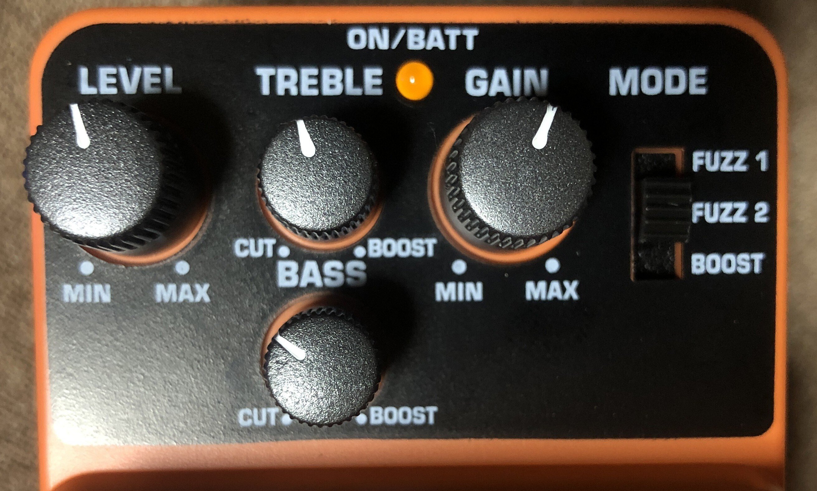 BEHRINGER（ベリンガー）からファズ「FUZZ BENDER」が登場