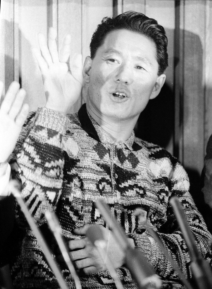 ビートたけし　フライデー　昭和61年12月10日　日刊ゲンダイ全ページ一式 Amazon.co.jp: ビートたけし フライデー 昭和61年12月10日 日刊