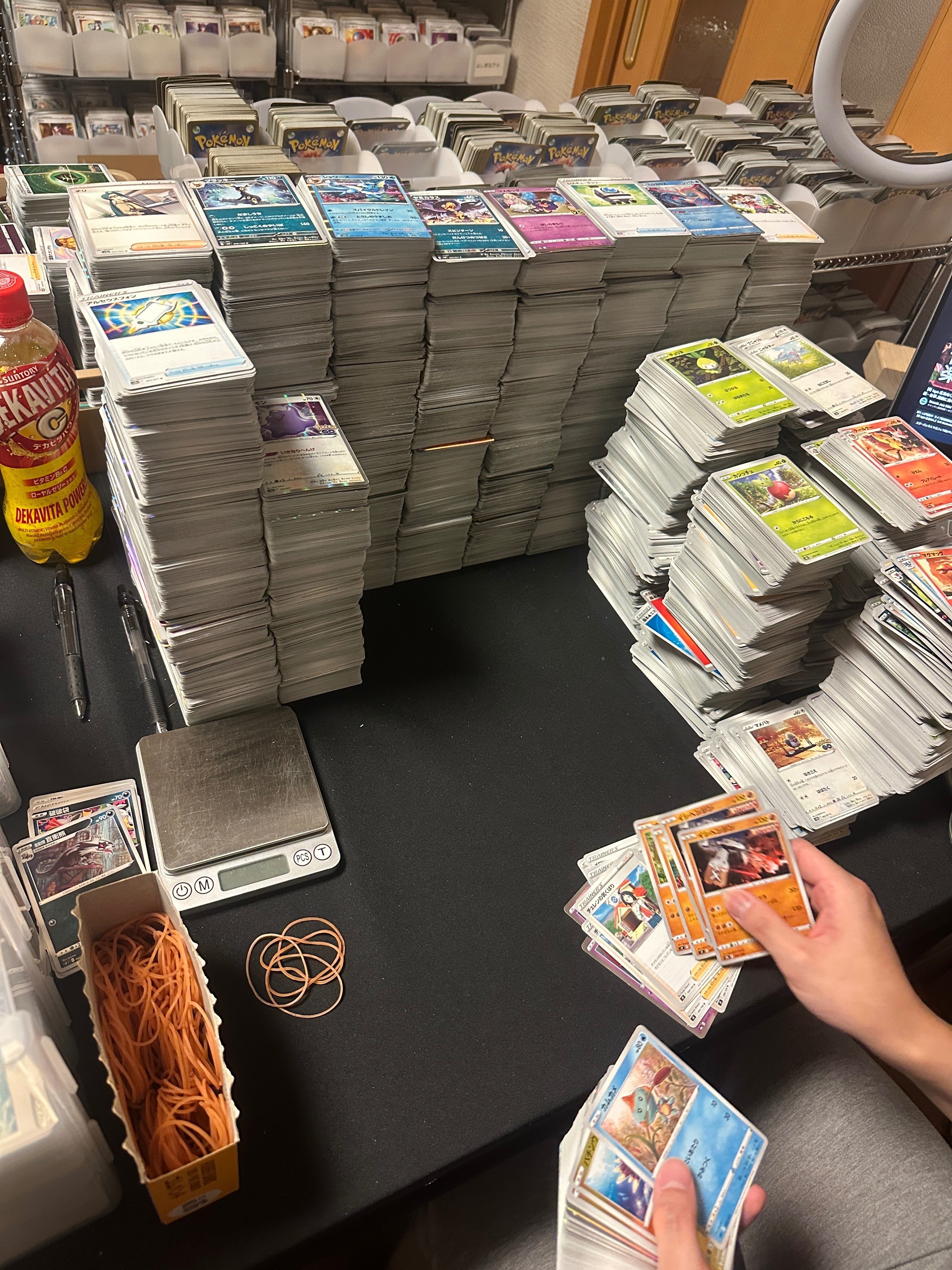 オンラインカードショップの裏側①｜トレカウィッチ
