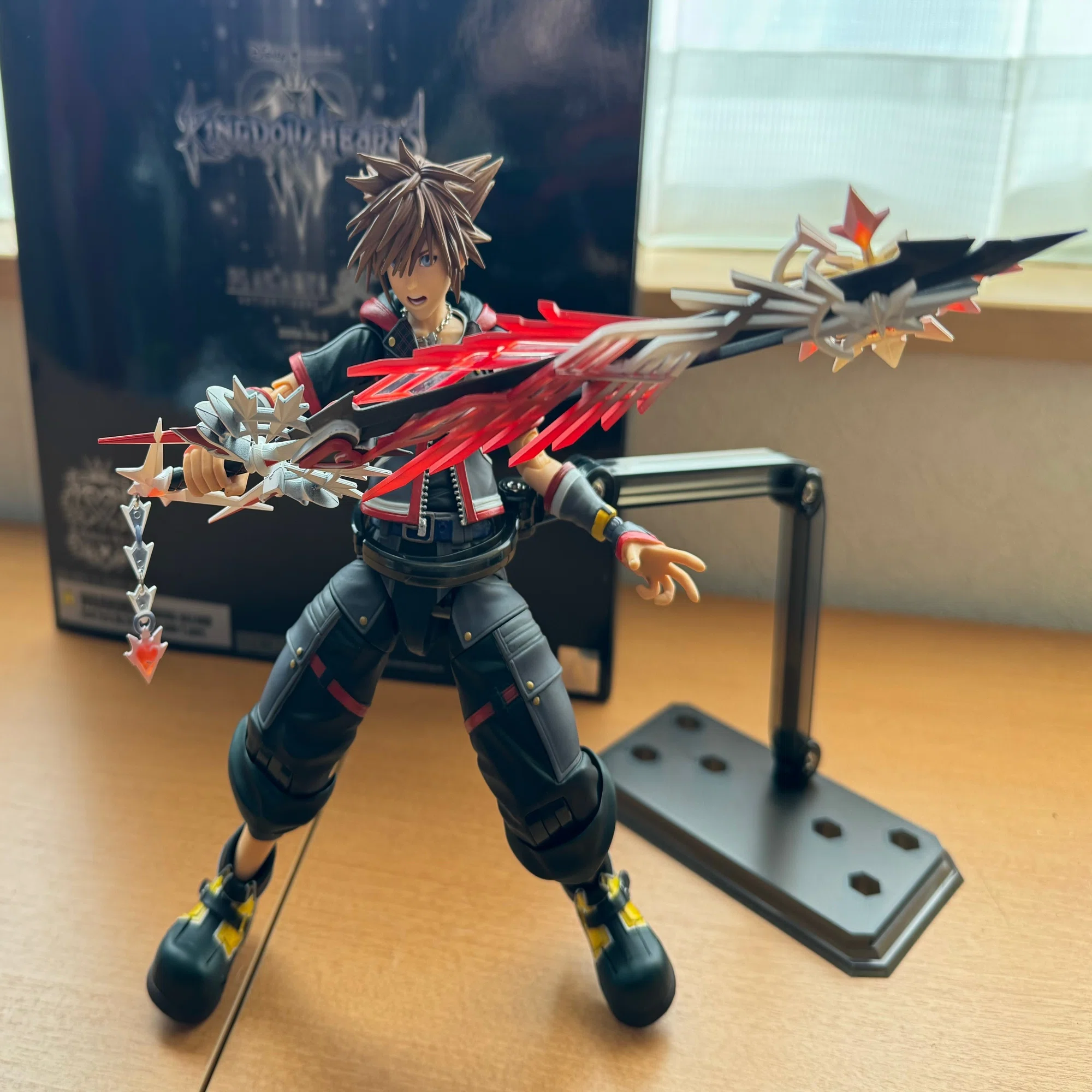 KINGDOM HEARTS III プレイアーツ改 ソラ ver.2 DX版』開封しました 