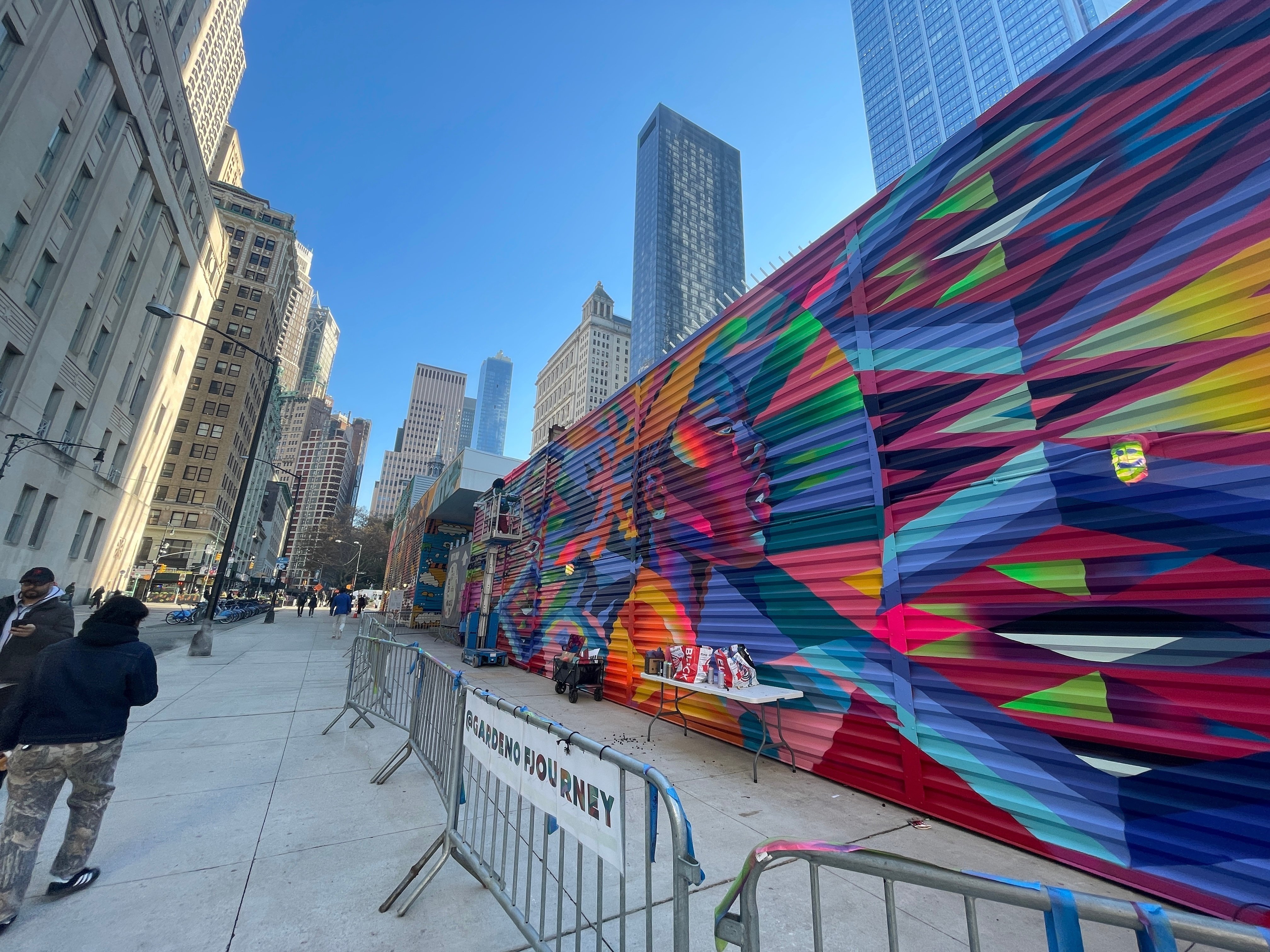 ニューヨークと日本における、アートや壁画シーンの違いとは。10000