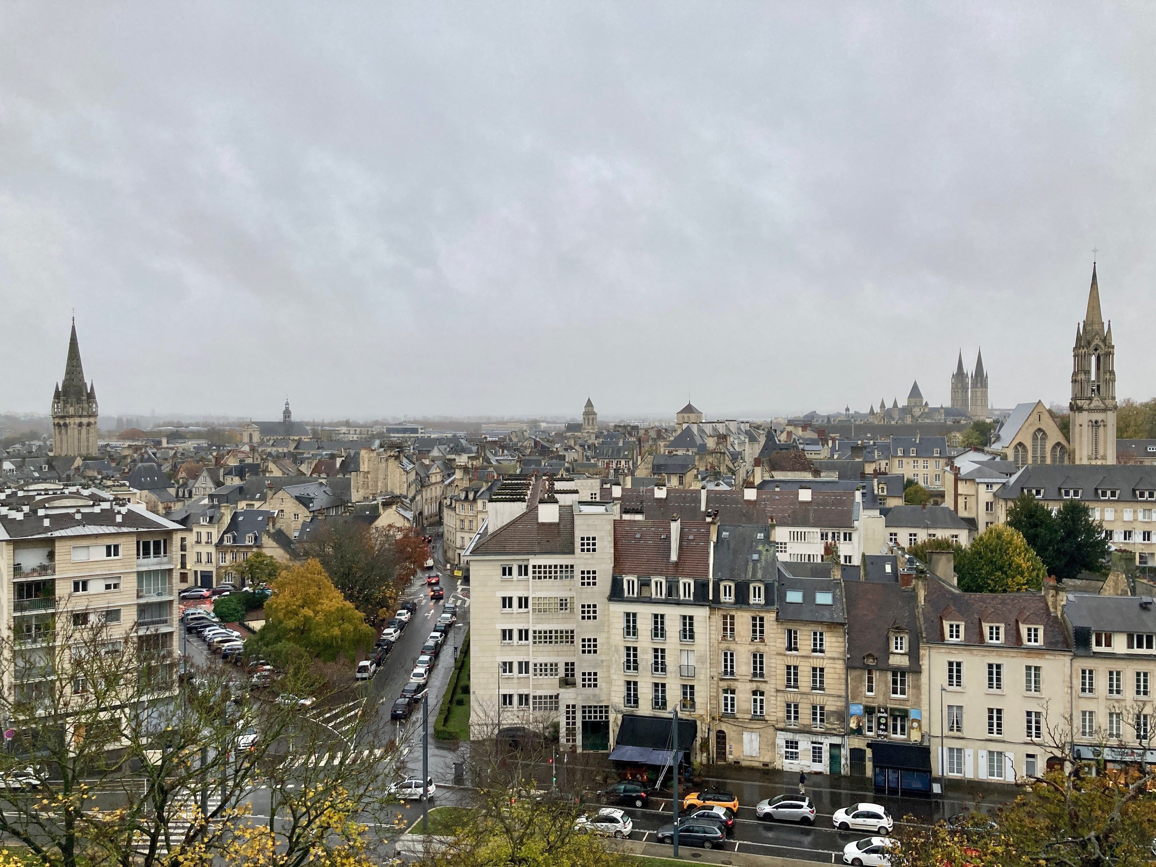 フランスの旅（10・11）美しき港町オンフルール、そして古都