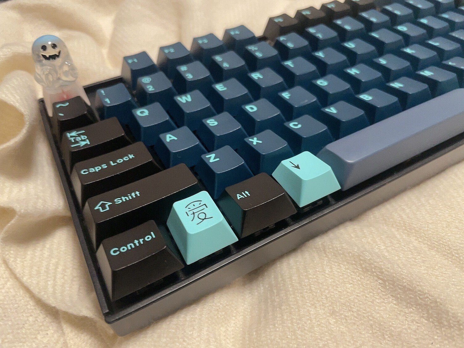 Keychron K8 Pro】JIS配列だとおしゃれなキーボードが無いので