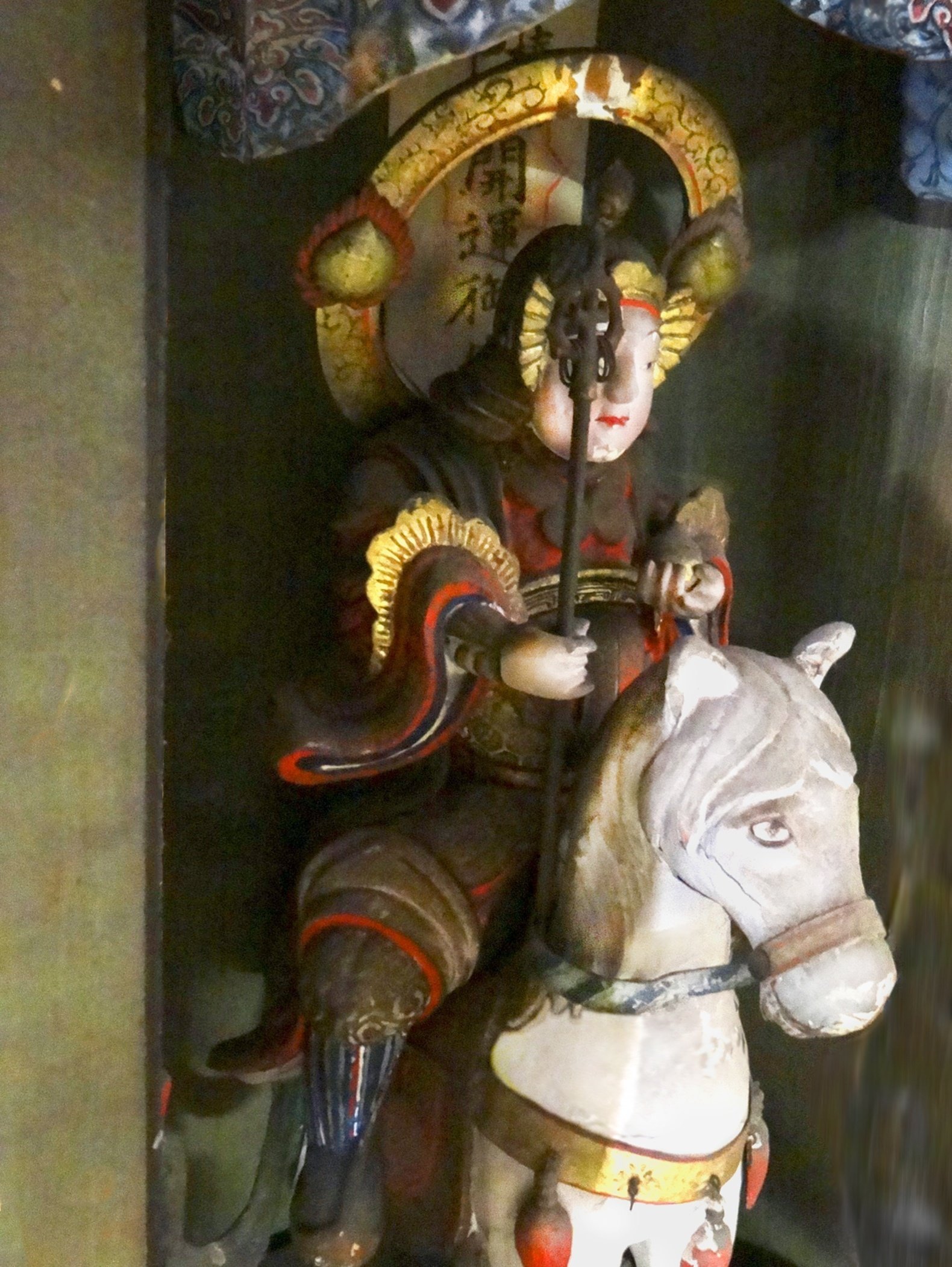 杉本宗一・作　木彫　一木の馬（刻銘有り） 杉本宗一・作 木彫 一木の馬（刻銘有り）