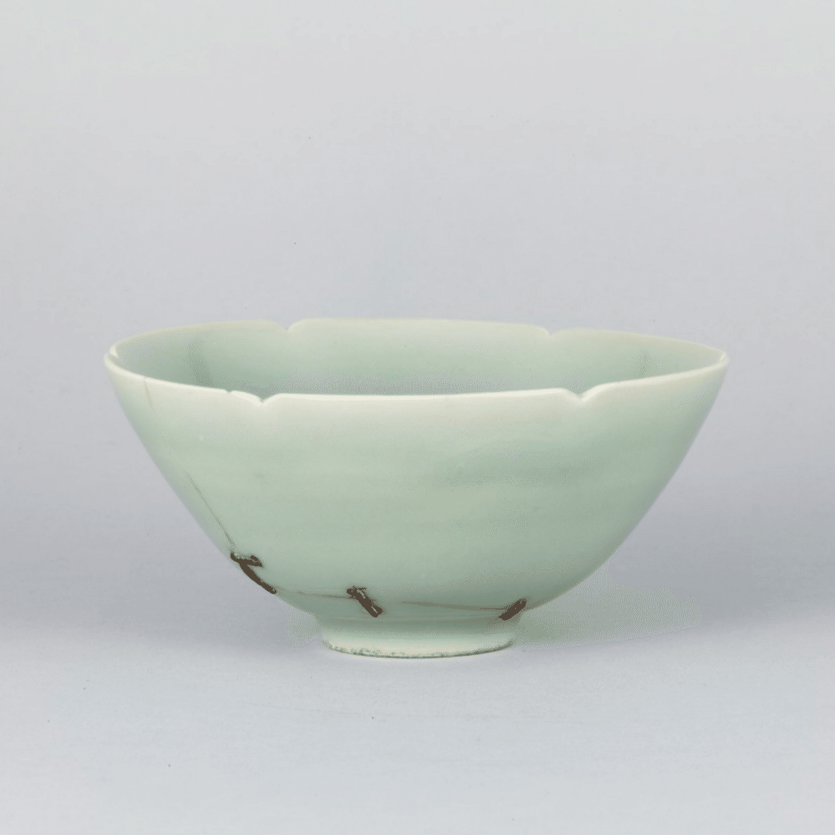 週末アート》 技術が芸術に昇華した「金継ぎ 」｜しじみ ｜デザインを