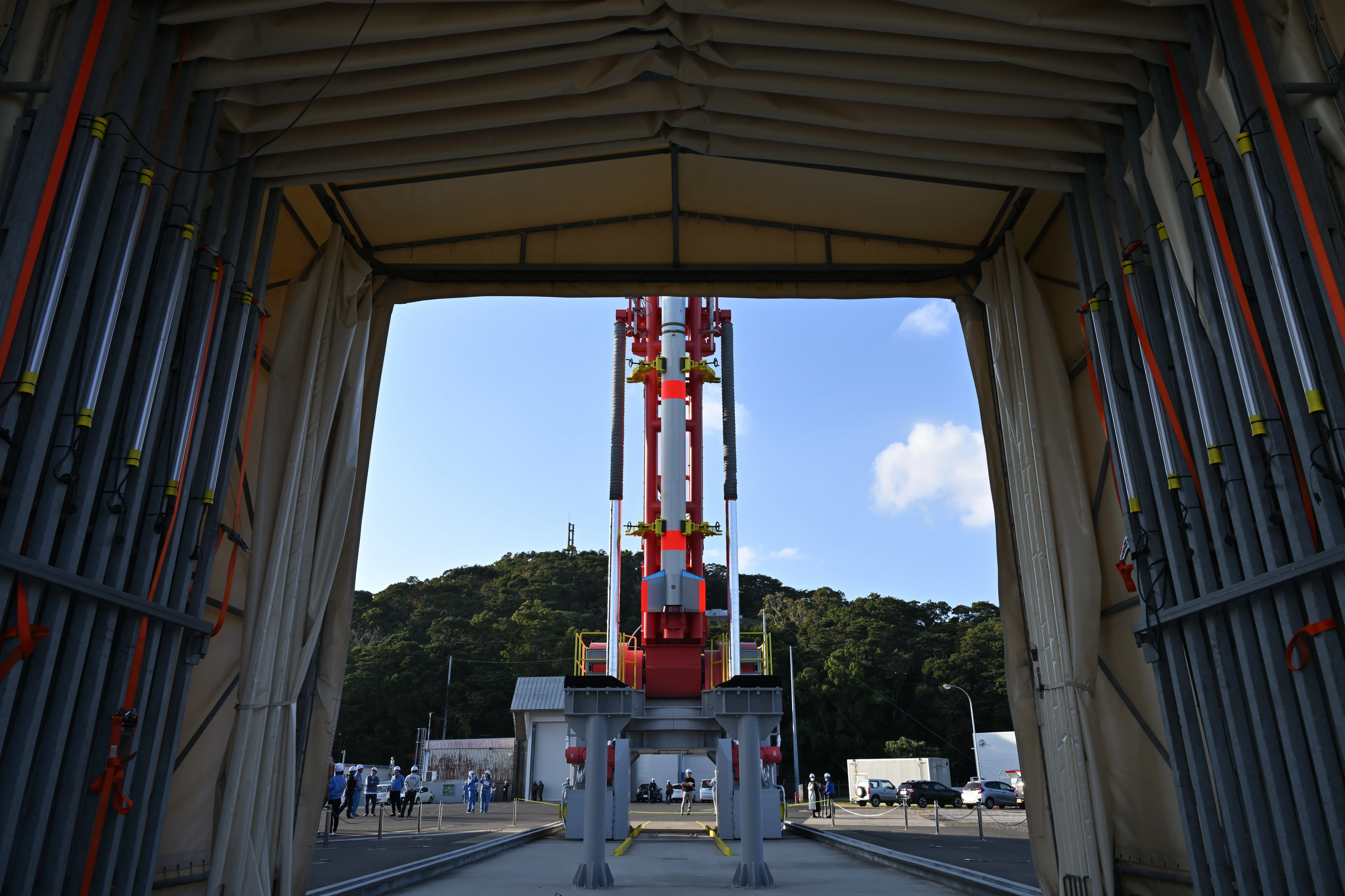 S-520-33号機取材のあれこれ 新型ランチャー、固体の観測ロケットの