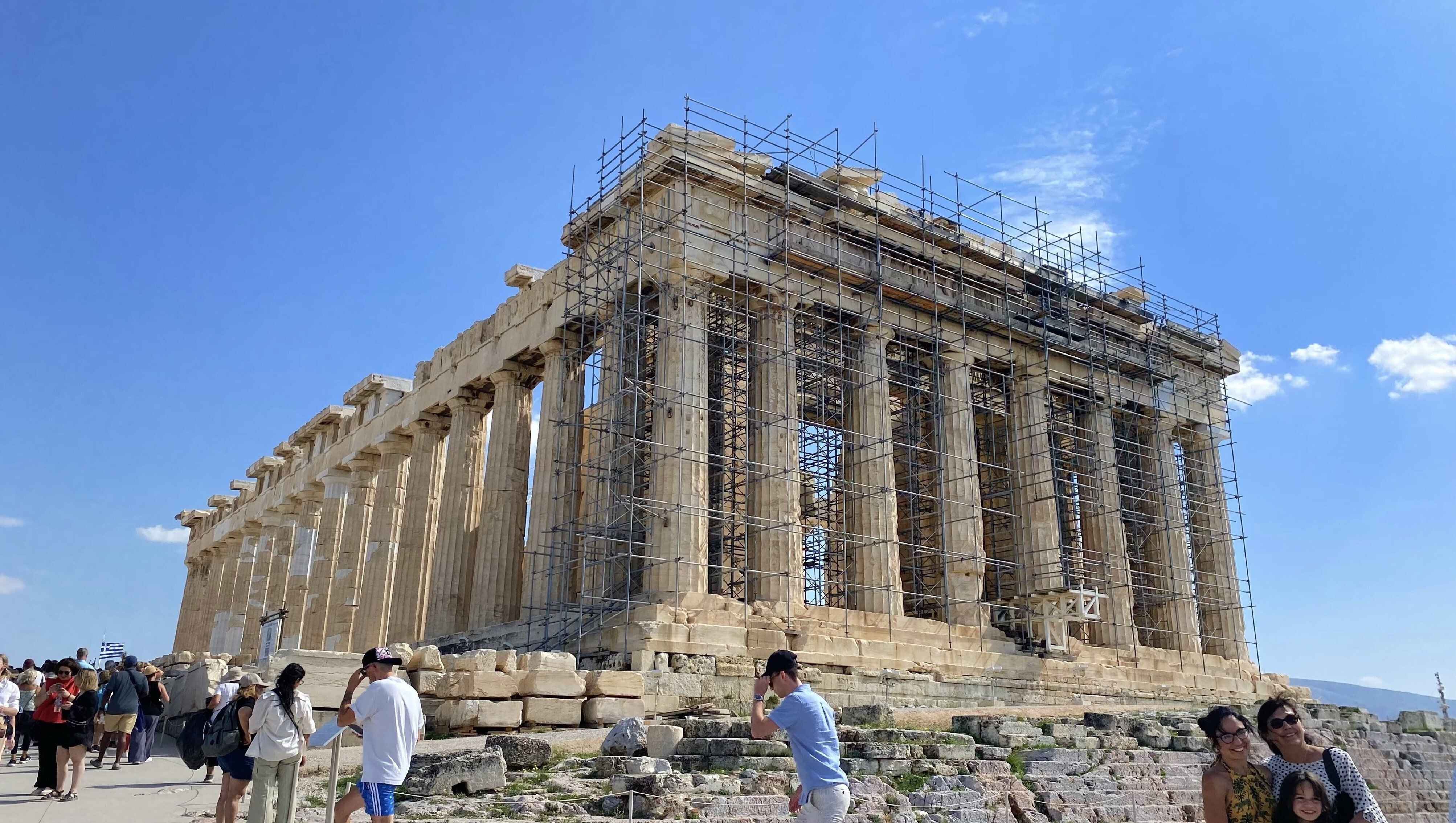 東欧旅行記】アテネで人類の傑作・パルテノン神殿に魅せられる｜桜