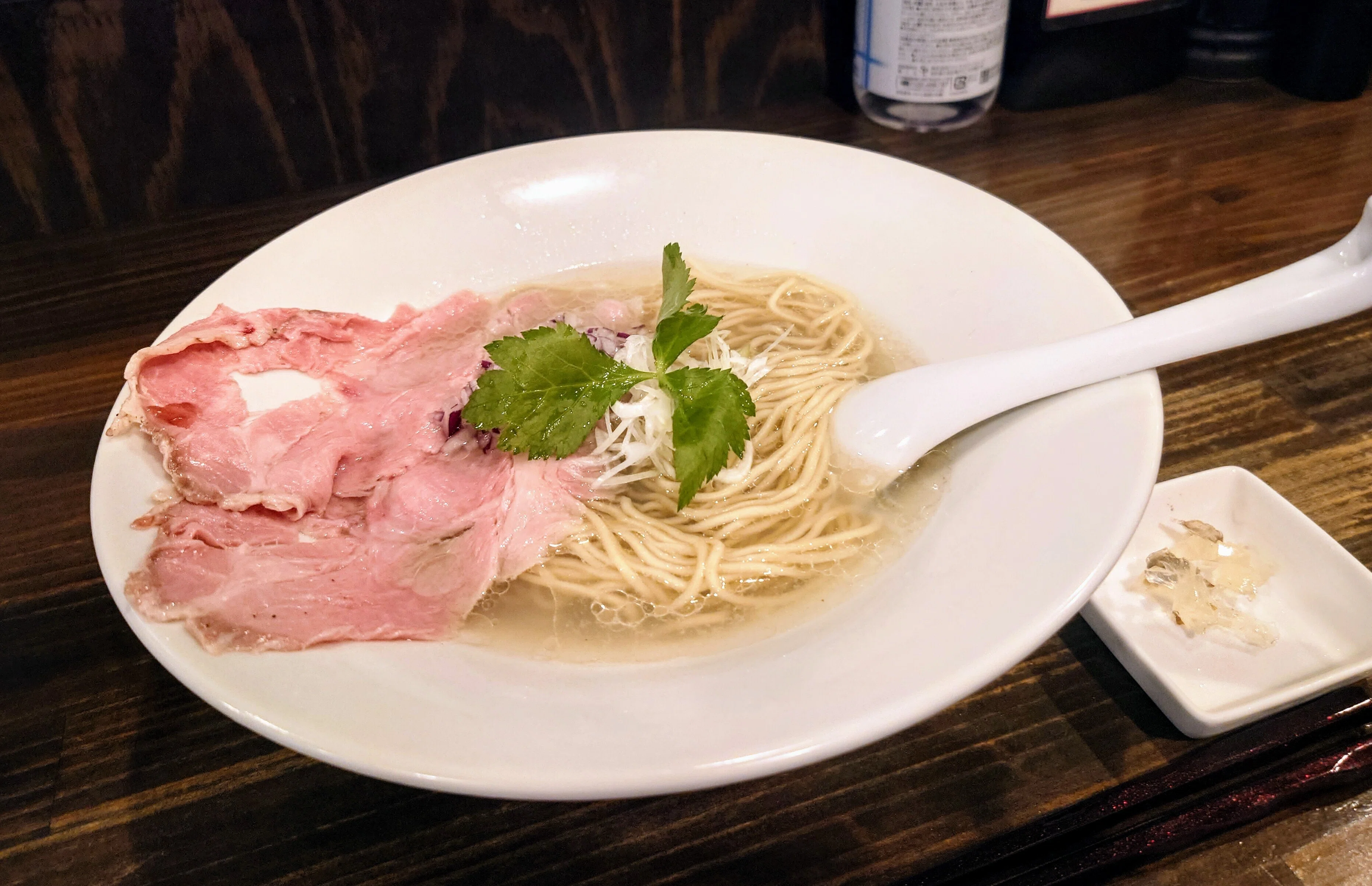 素材へのこだわりを凝縮したラーメン／九段下「源九」｜菅野ノリヒコ