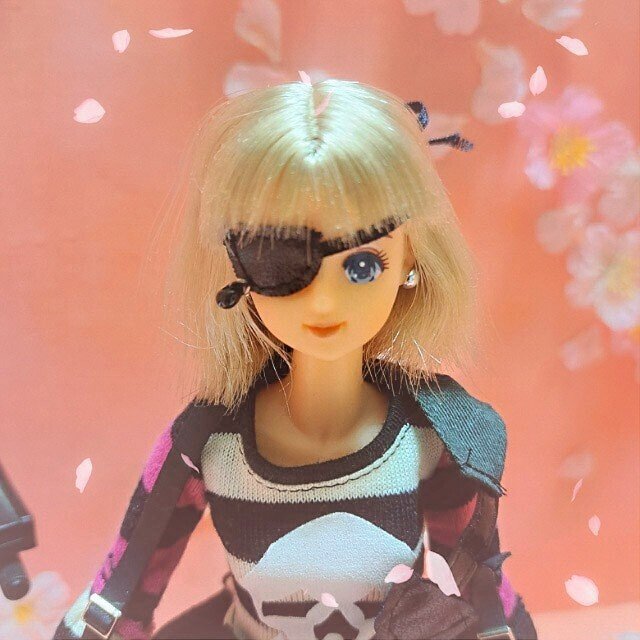 モモリータオリジナル　リカちゃん　パンクガール　30体限定 モモリータオリジナル リカちゃん パンクガール 30体限定 - メルカリ