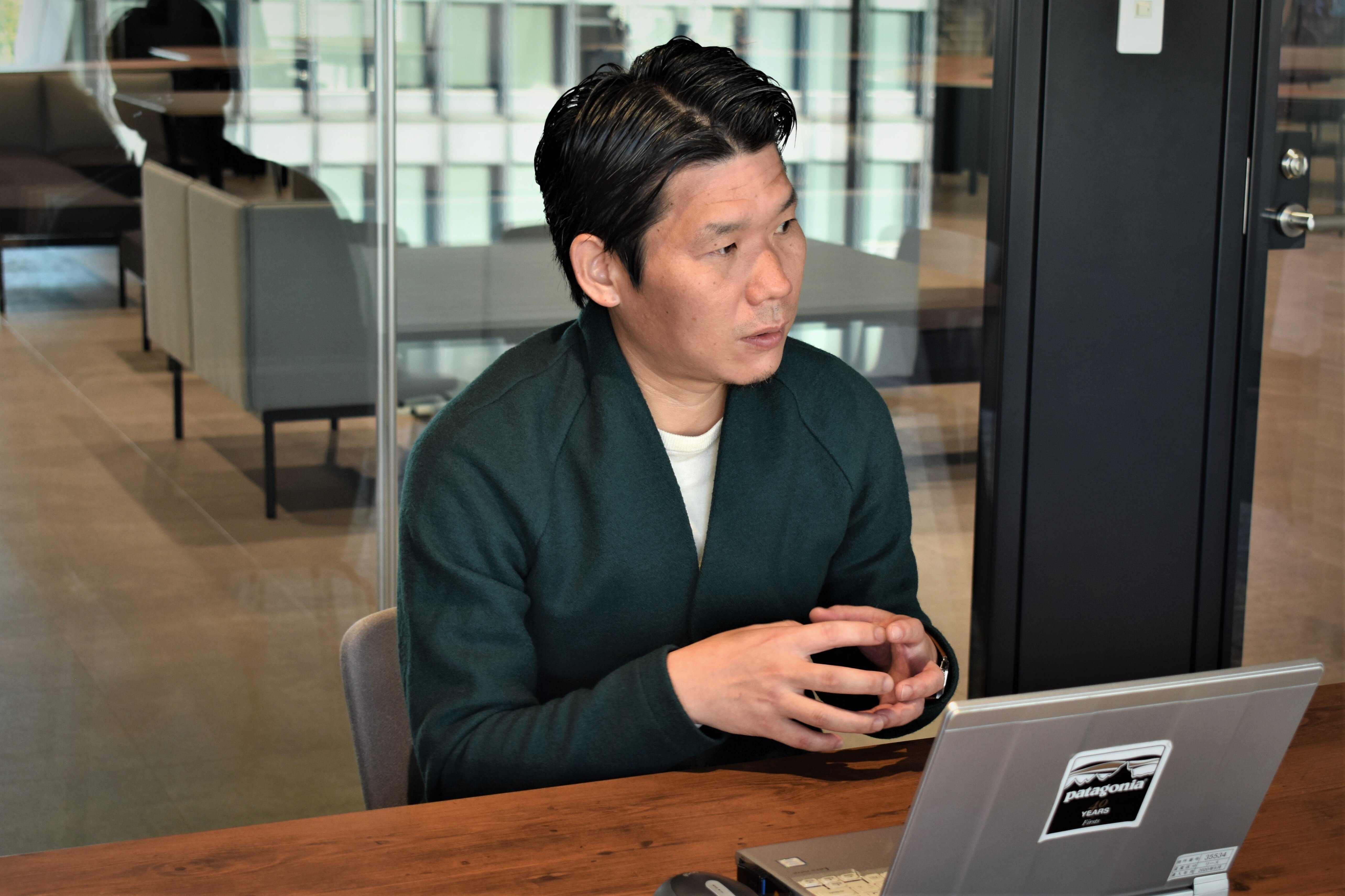 就職活動は、社会との“壁”にいきなり登るようなもの。“壁の手前