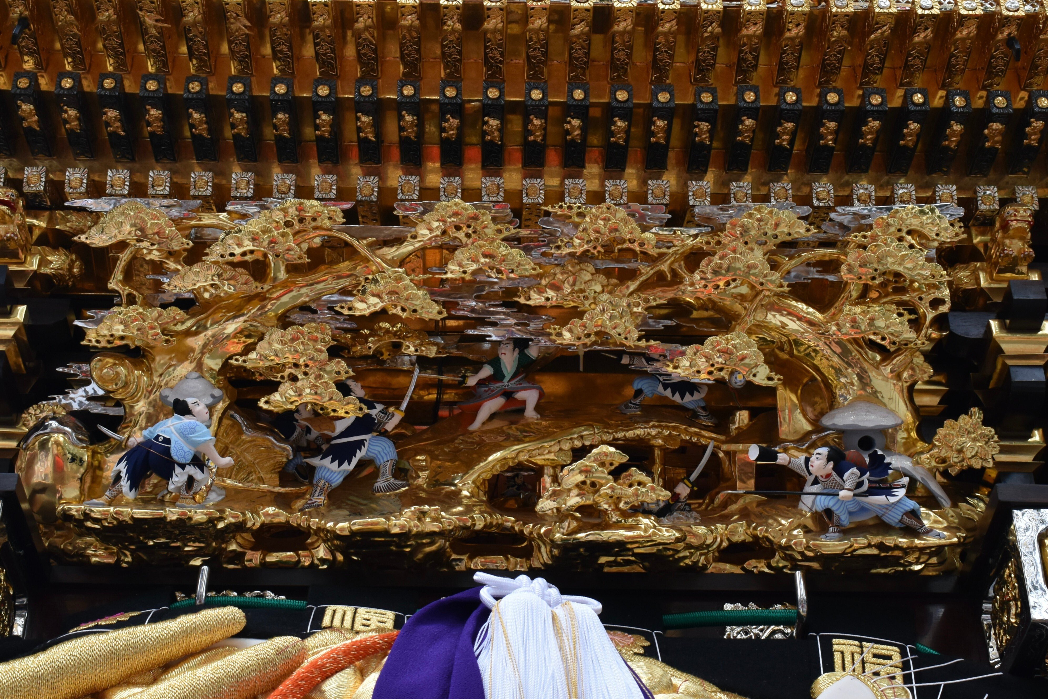 【限定100部】「写真集 祭屋台の狭間彫刻250場面」播州屋台学 粕谷宗関 著 sama-nakashima02.jpg