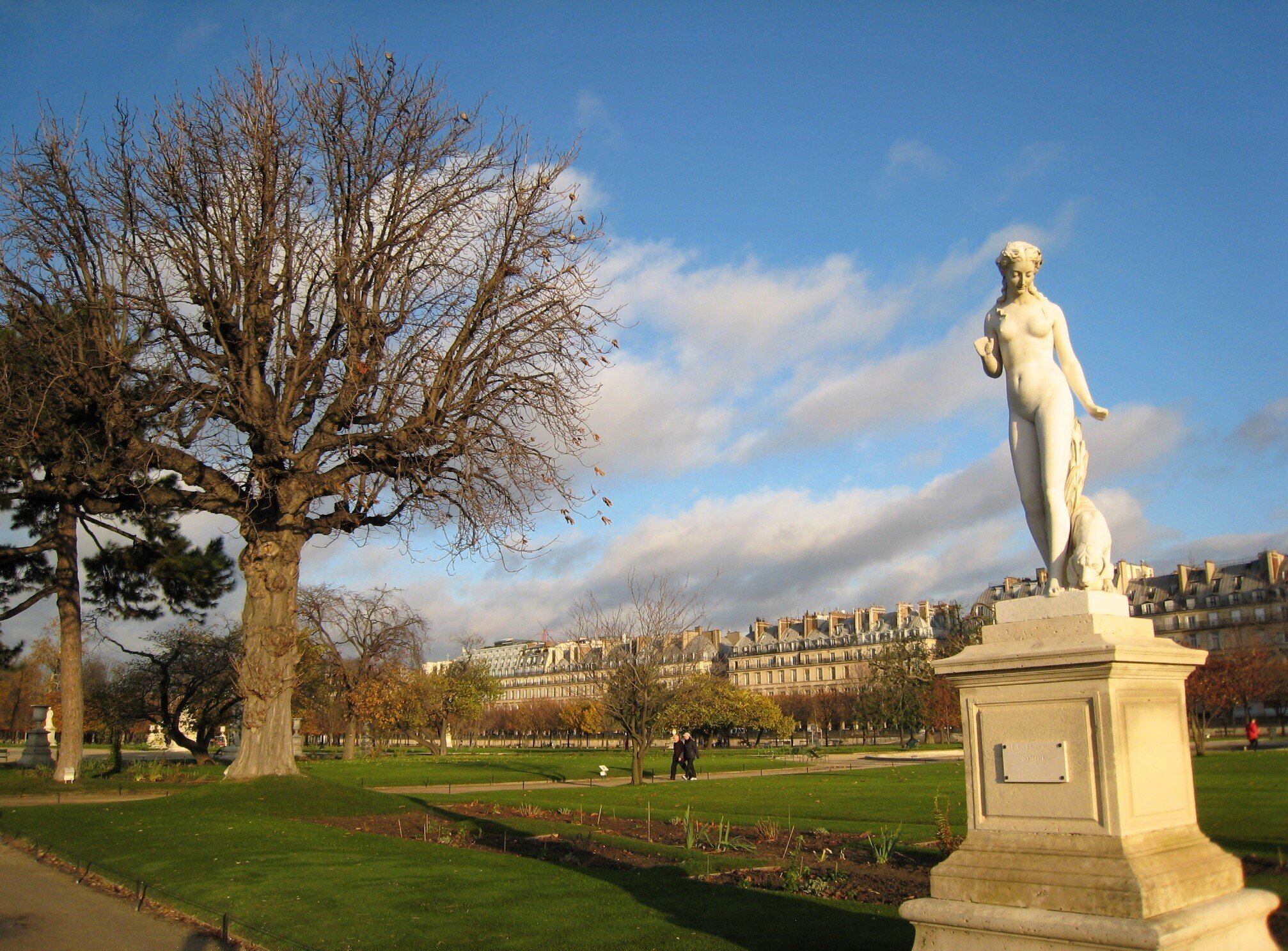 パリ・晩秋のセーヌ河畔（プチ写真集）｜続・画楽舎便り