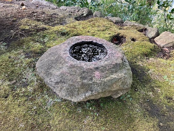 比叡山延暦寺の石