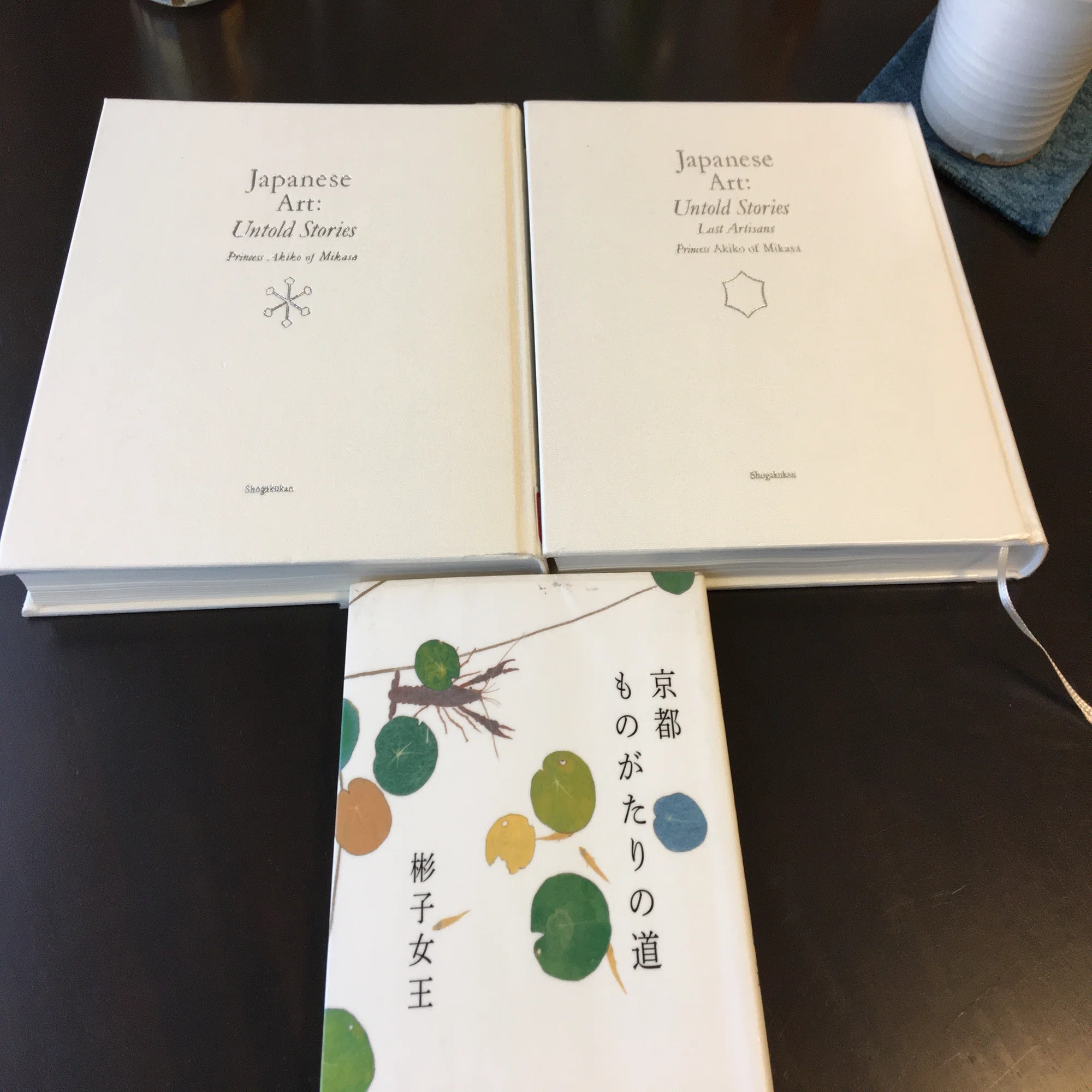 彬子女王が書かれた美しいものたちの本｜Naomi