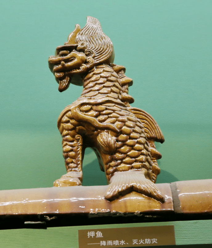 中国古玩 古瓦 神獣紋 直径約13cm 高約4cm 重さ472g