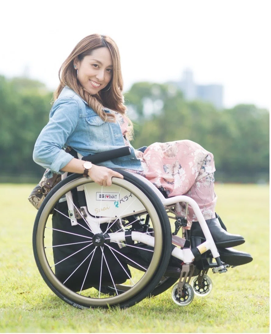 車椅子インフルエンサー中嶋 涼子氏 「車椅子ですが、なにか 