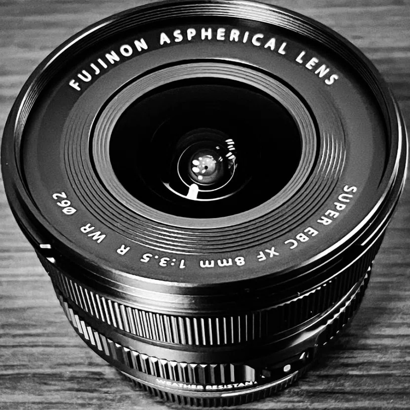 Fujinon XF 8mm F3.5 R WR レンズ Amazon.co.jp: FUJIFILM XF 8mm F3.5 R WRレンズ : 家電＆カメラ