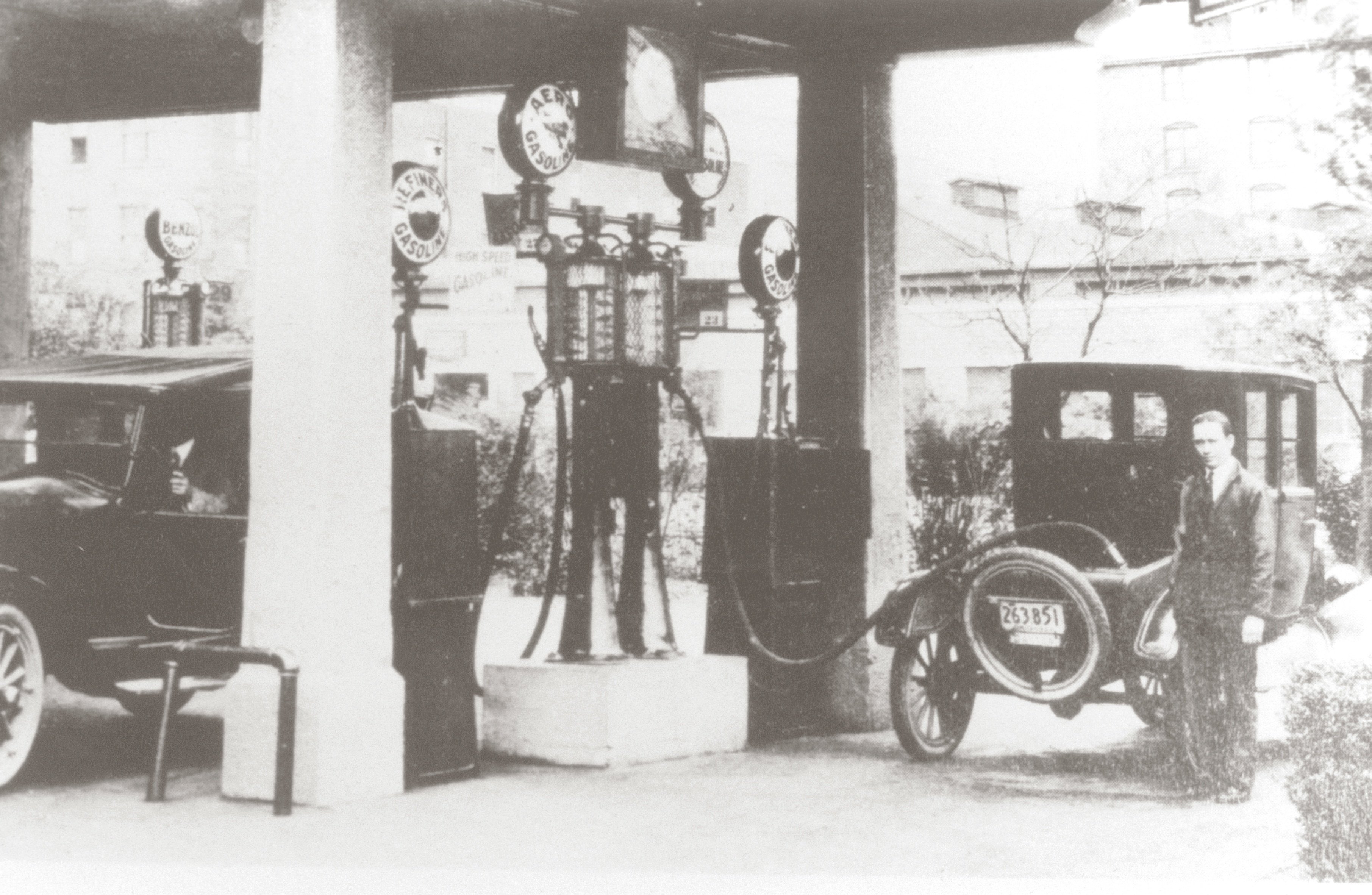 無一文からの逆転劇。カーネル・サンダースを成功に導いた秘訣とは