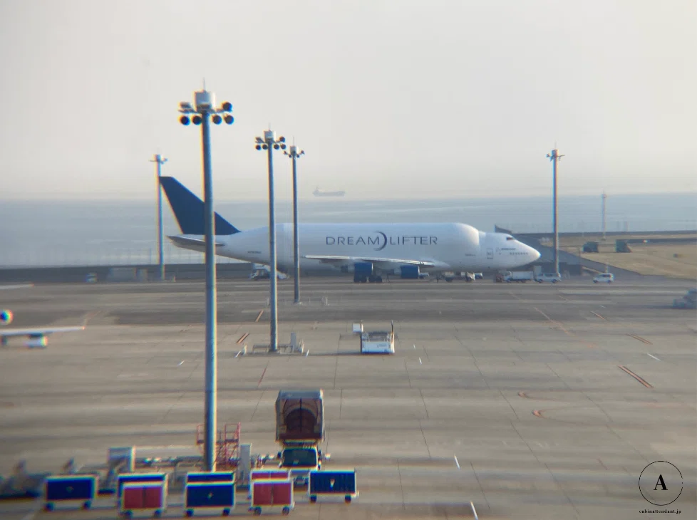 元エミレーツCAの飛行機好きが憧れの『ドリームリフター』をセントレア