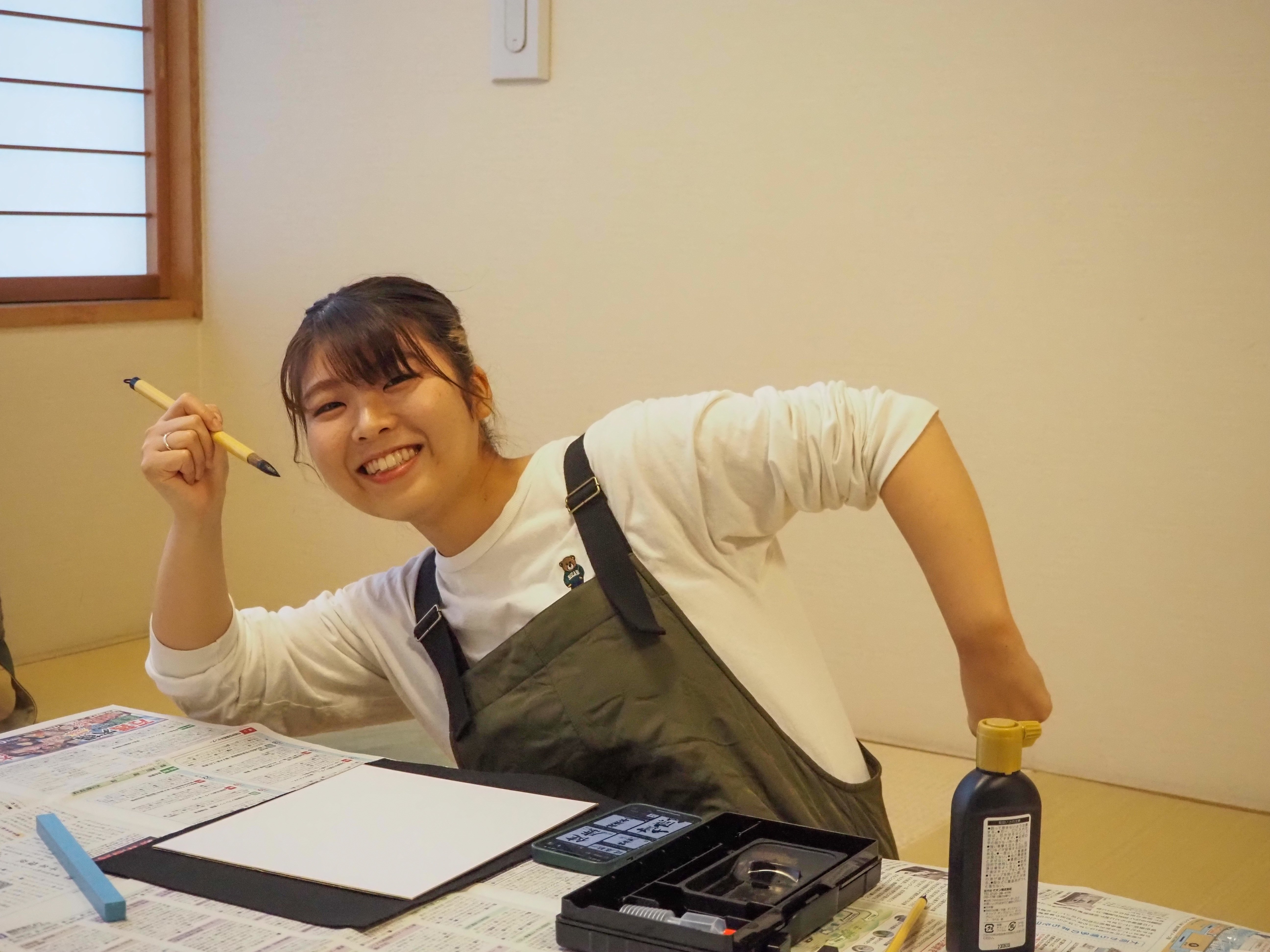 新春】大学生が書き初めで2024年の抱負を書いてみた｜medien_lien