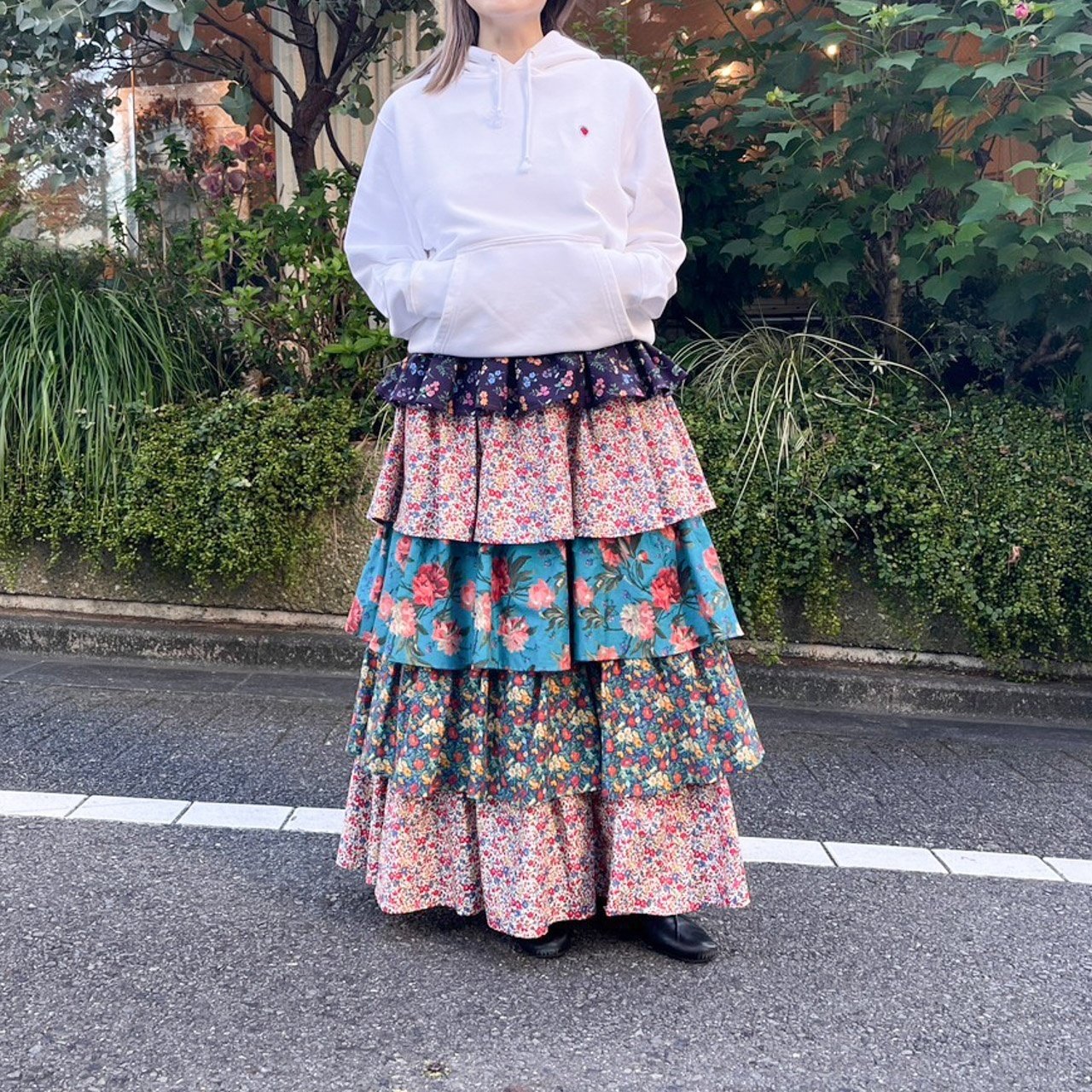 チューリップ柄キルティングフリルスカート チューリップ柄キルティングフリルスカート