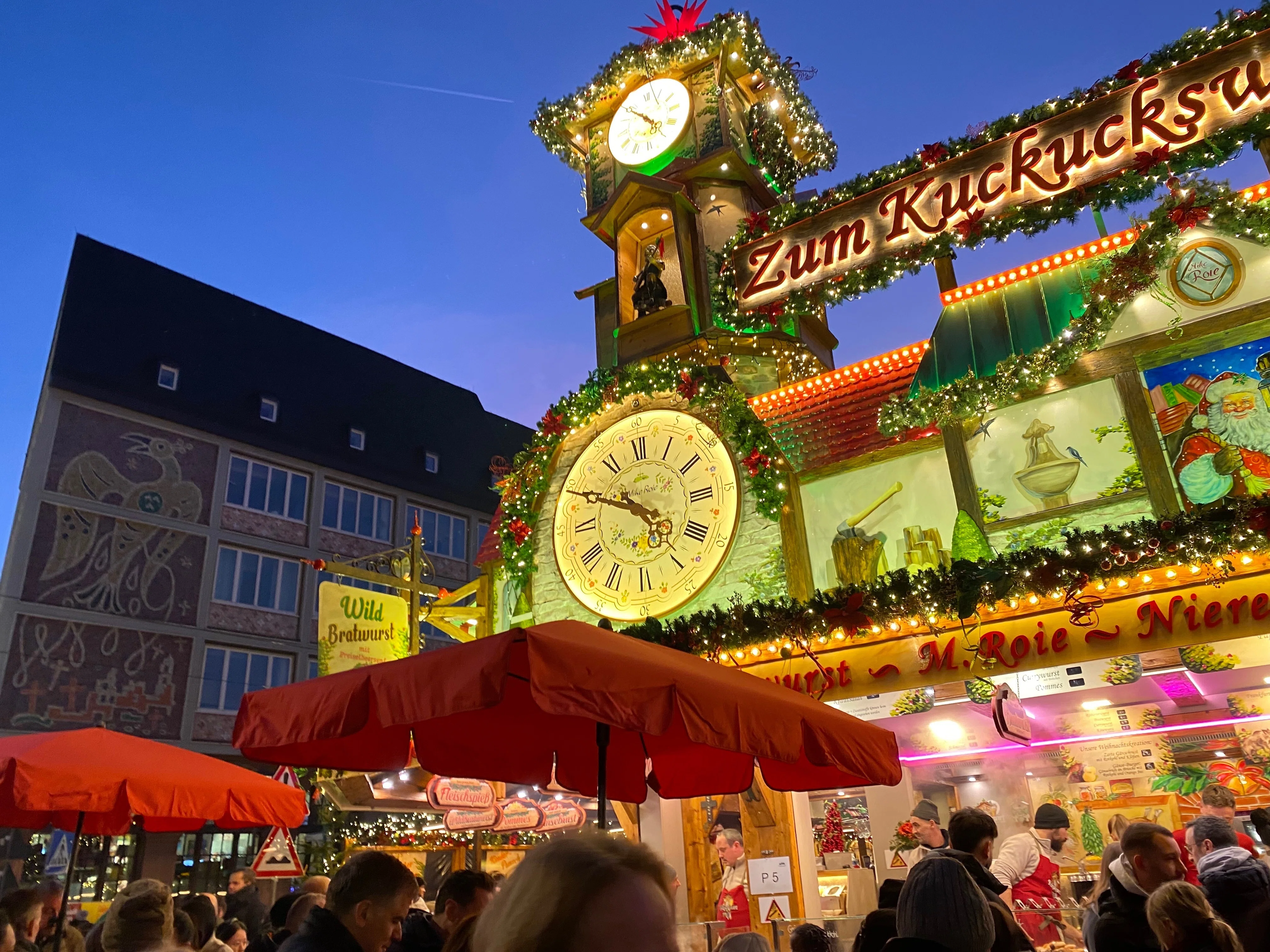 フランクフルトのクリスマスマーケット と「メルヘンの世界」｜梵凡