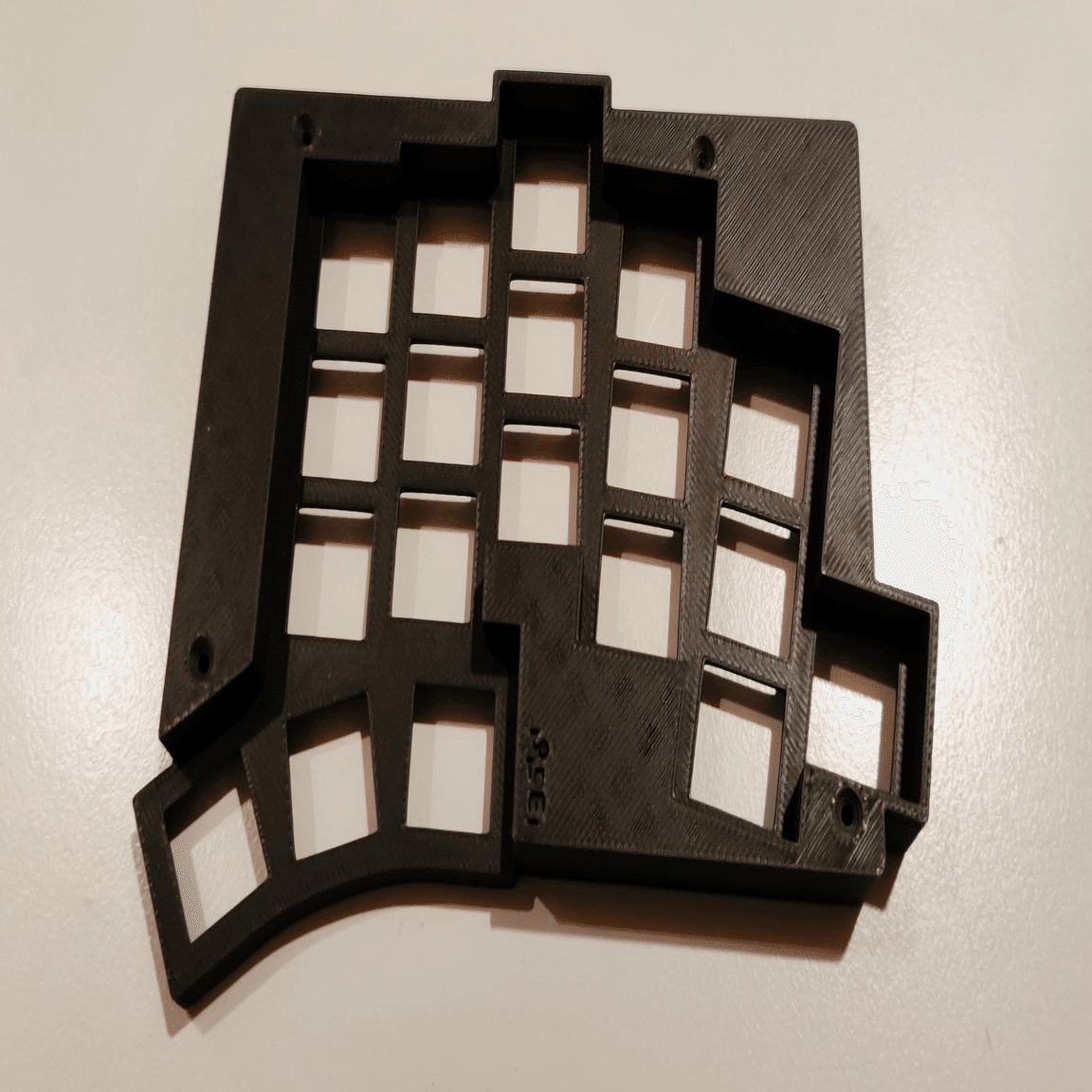 TOTEM(自作キーボード)を作ってみた｜kay (LiNEA.keyFreaks)