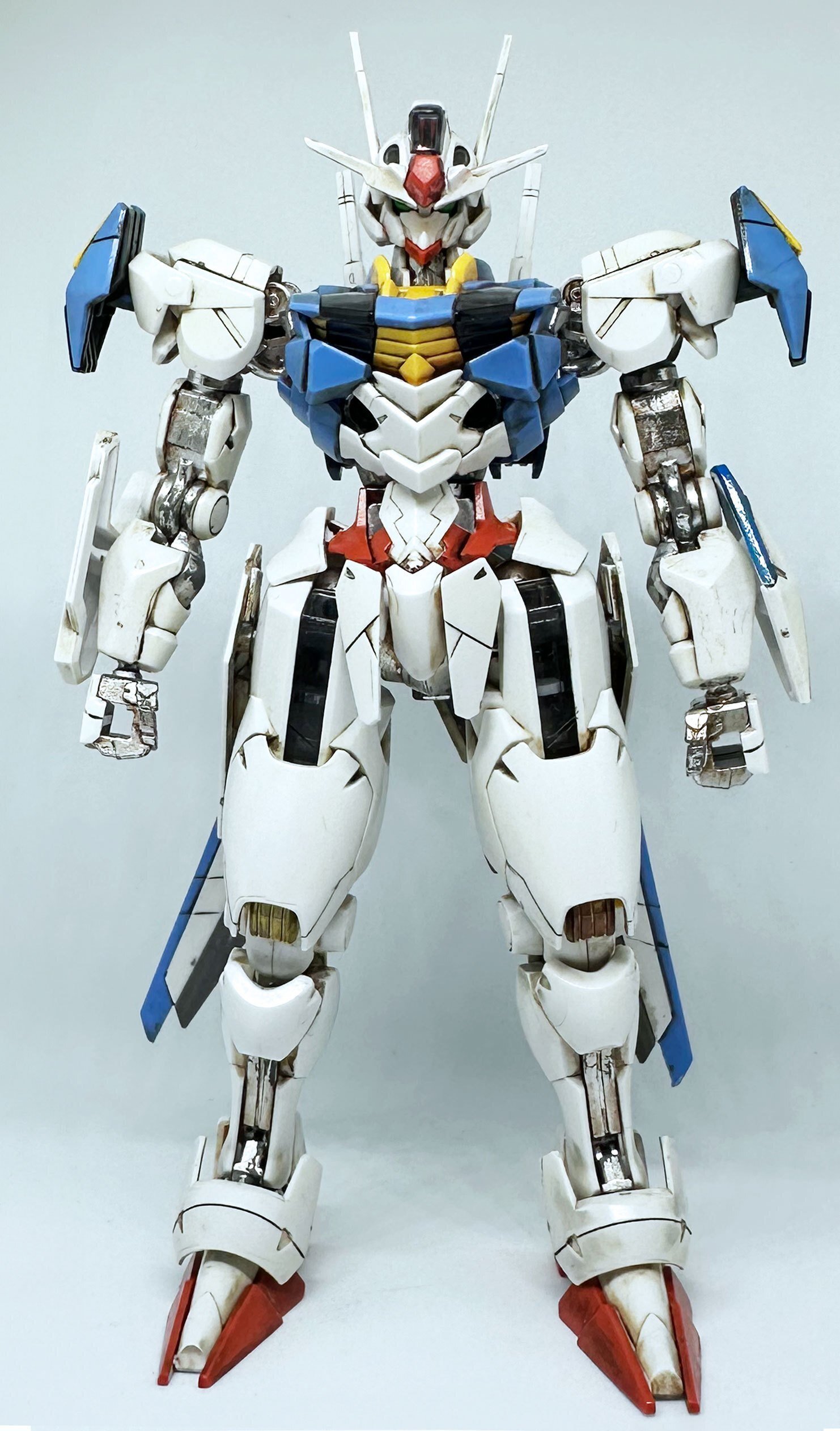 ガンプラ初心者日記】水星の魔女 HG 1/144 ガンダムエアリアル成形色