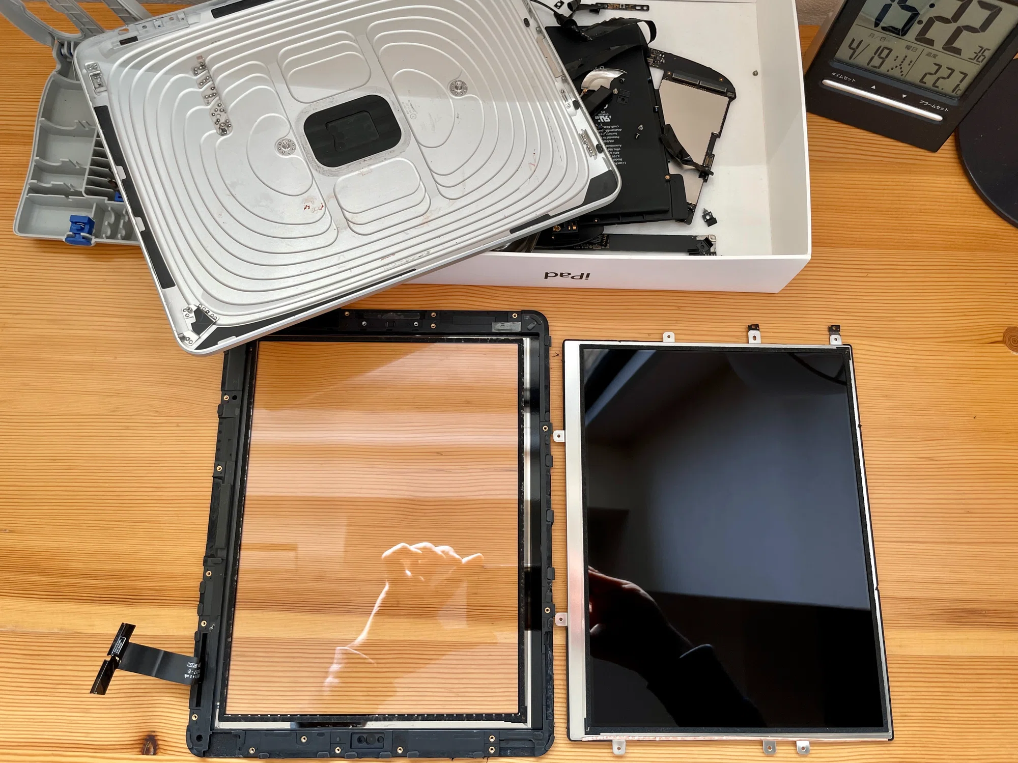 初代iPadの液晶パネルを再利用する|tr-kiyo 初代iPadの液晶パネルを再利用する|tr-kiyo
