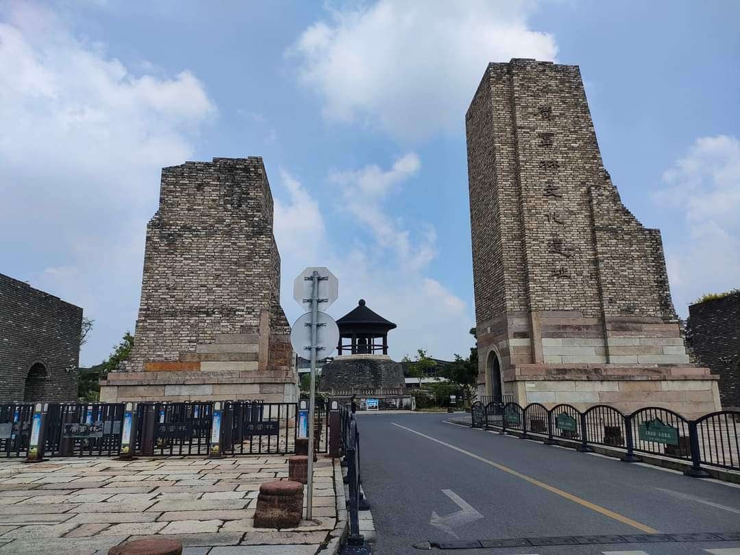 上海】水没してる？してません！广富林文化遗址公园｜明明東京@中国を