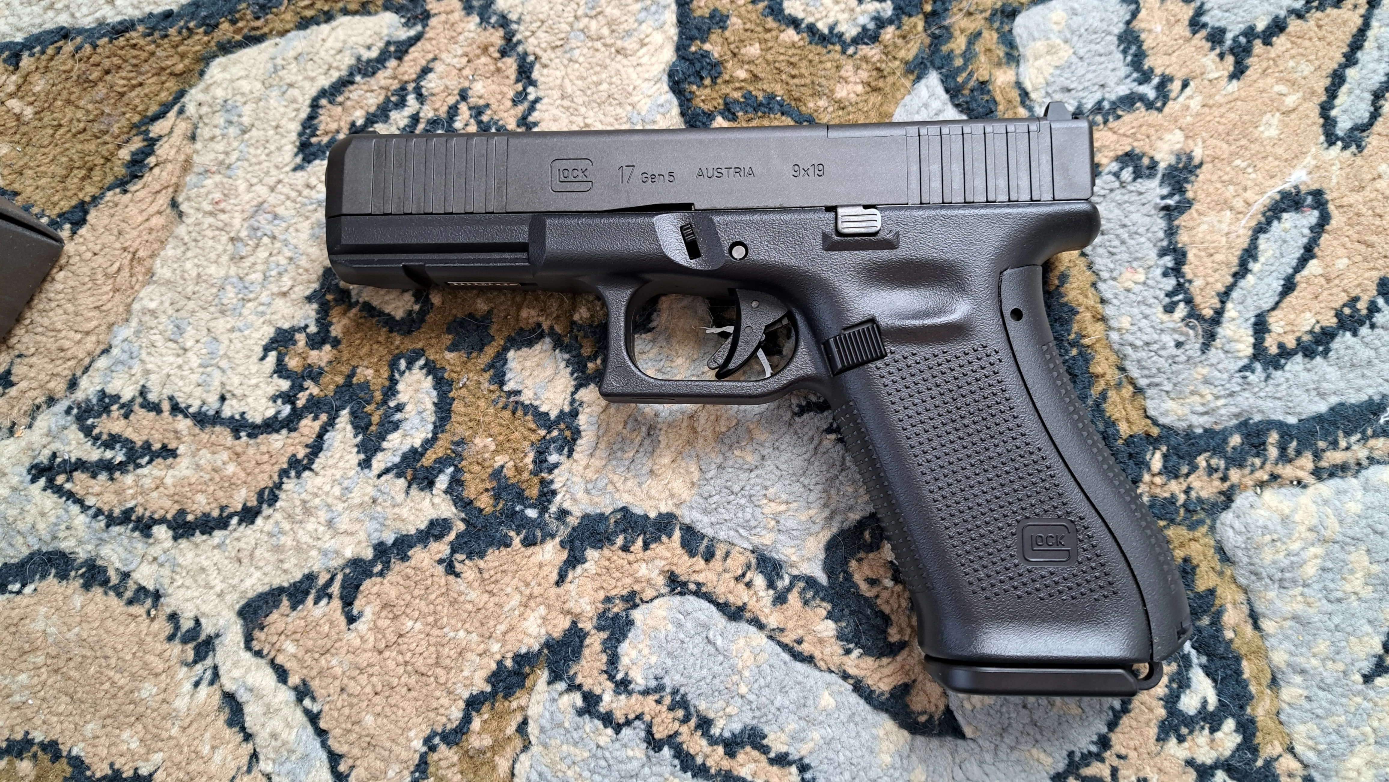 東京マルイ G17 Gen5 MOS ガスガン エアガンレビュー GLOCK グロック｜郭公