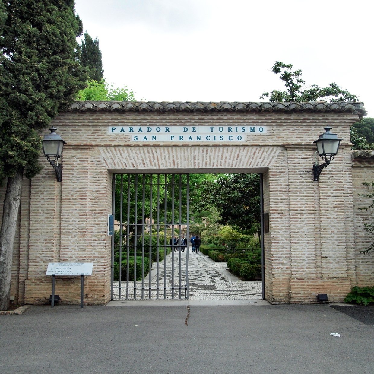 スペイン アルハンブラ宮殿 -Palacios Nazaríes-｜enfoque / 革小物職人