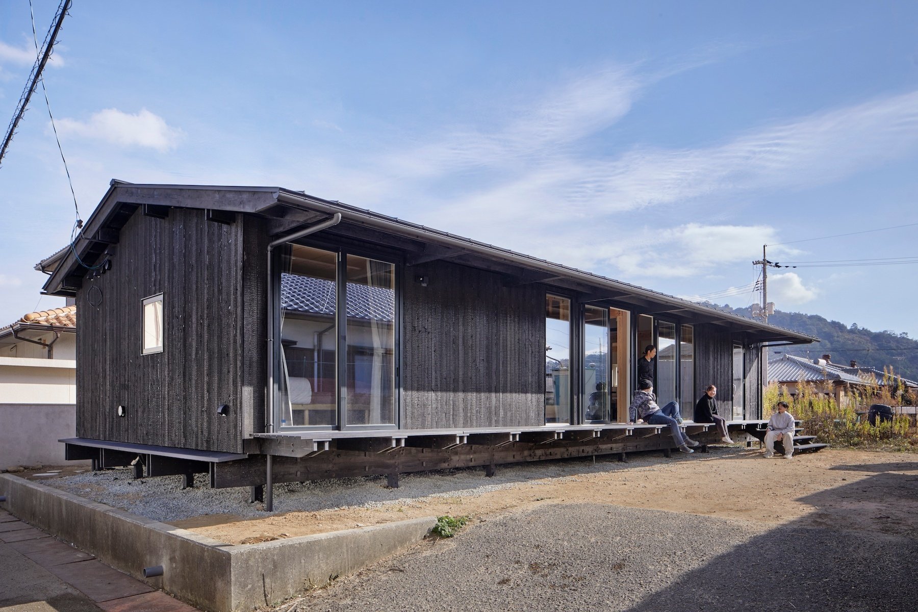 住宅建築設計例集　1　木造住宅100選 住宅建築』2025年8月号 No.512 – 住宅建築［隔月誌］