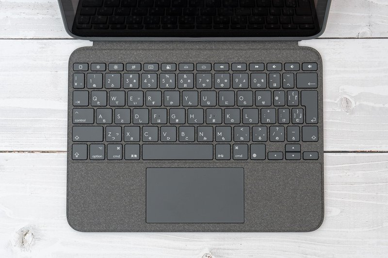 Logicool Combo Touchのキーボードとトラックパッド