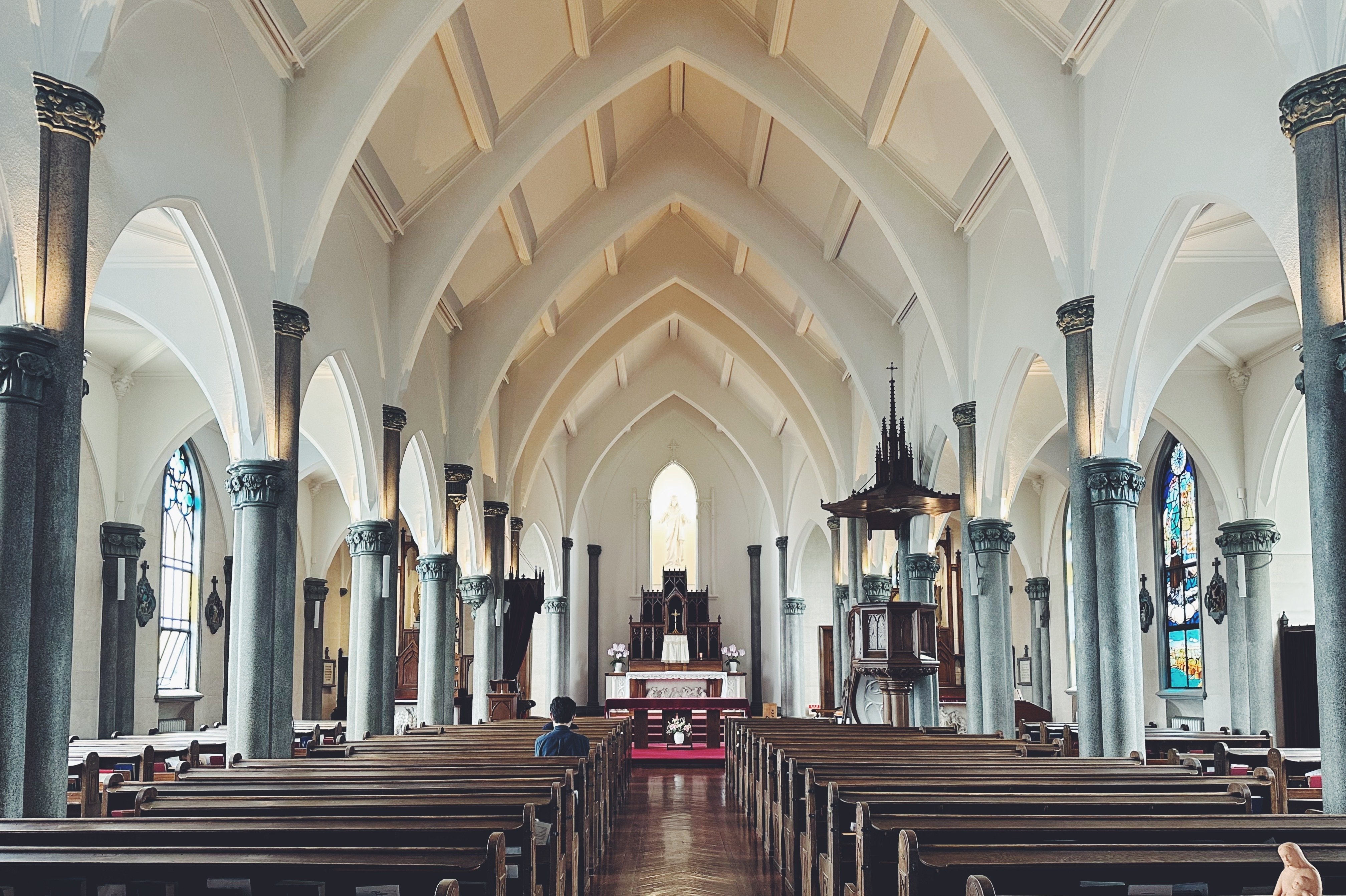 カトリック山手教会の内部 6104|稲垣純也