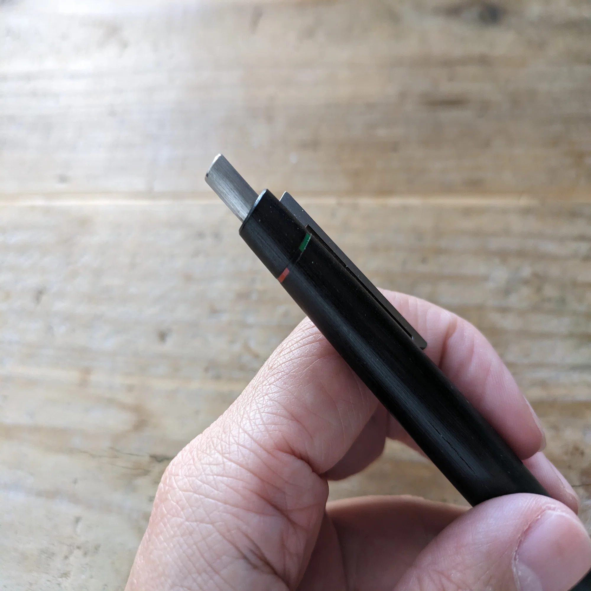 LAMY】愛用している 「ラミー 多機能ペン 2000 ブラック L401 油性 