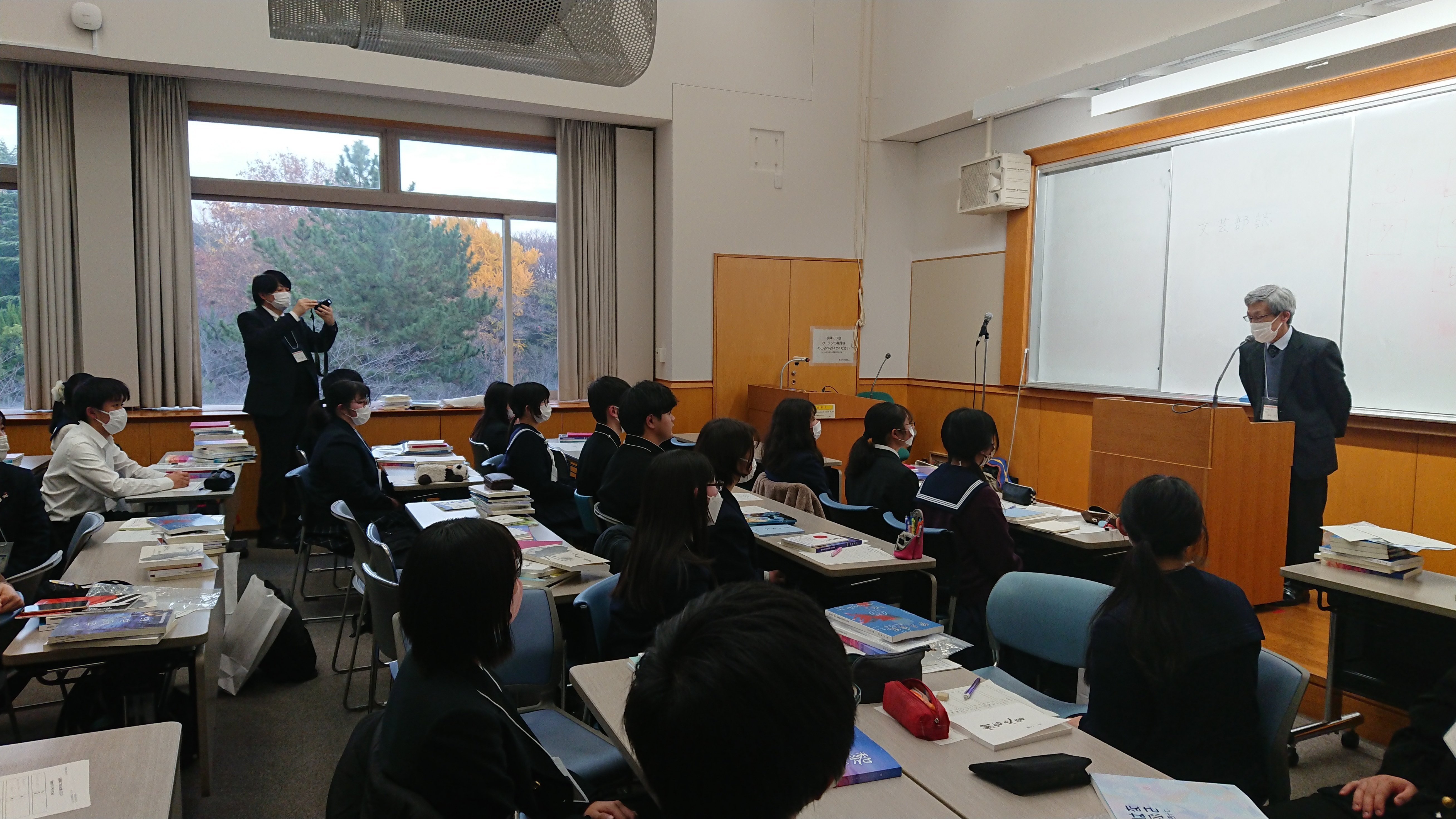 岩大文学 創刊号　　岩手大學學芸學部文芸部（盛岡市上田） 岩大文学 創刊号 岩手大學學芸學部文芸部（盛岡市上田）