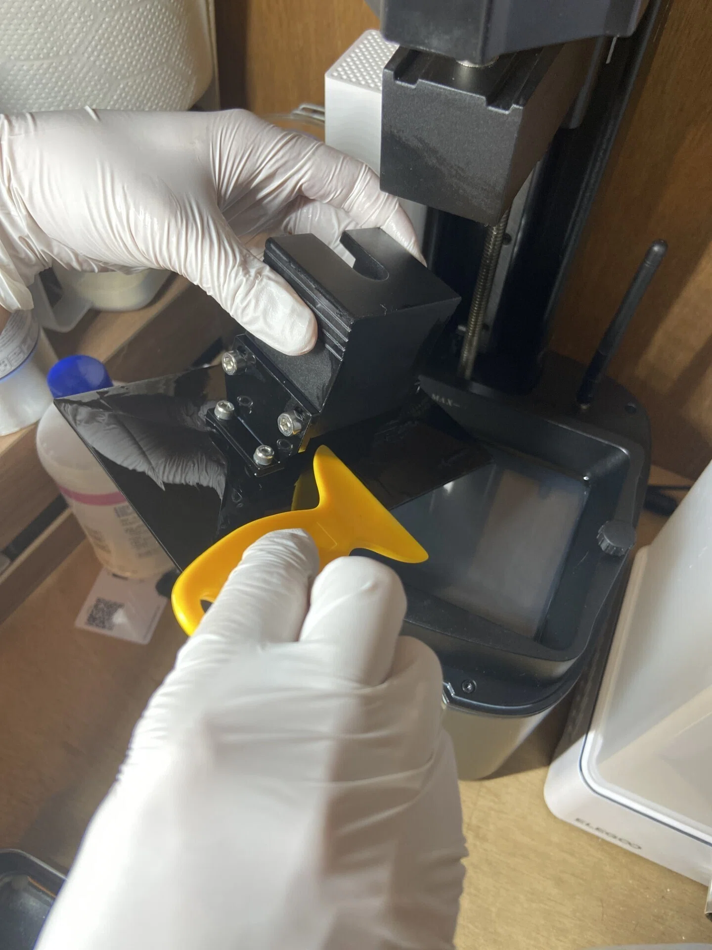 光造形3Dプリンターの片付け 徹底解説!!｜由椰(ゆーや)の3Dつくっちゃ