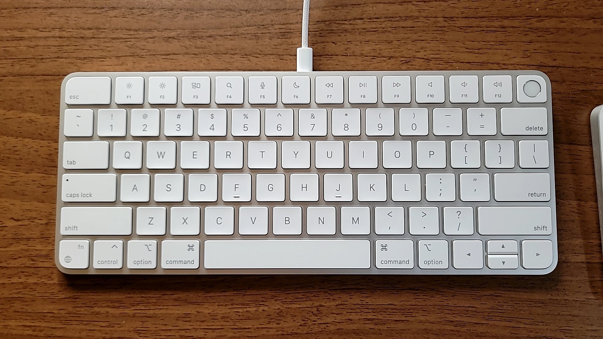 ガシェットレビュー)Apple Touch ID搭載Magic Keyboard (Apple ガシェットレビュー)Apple Touch ID搭載Magic Keyboard (Apple