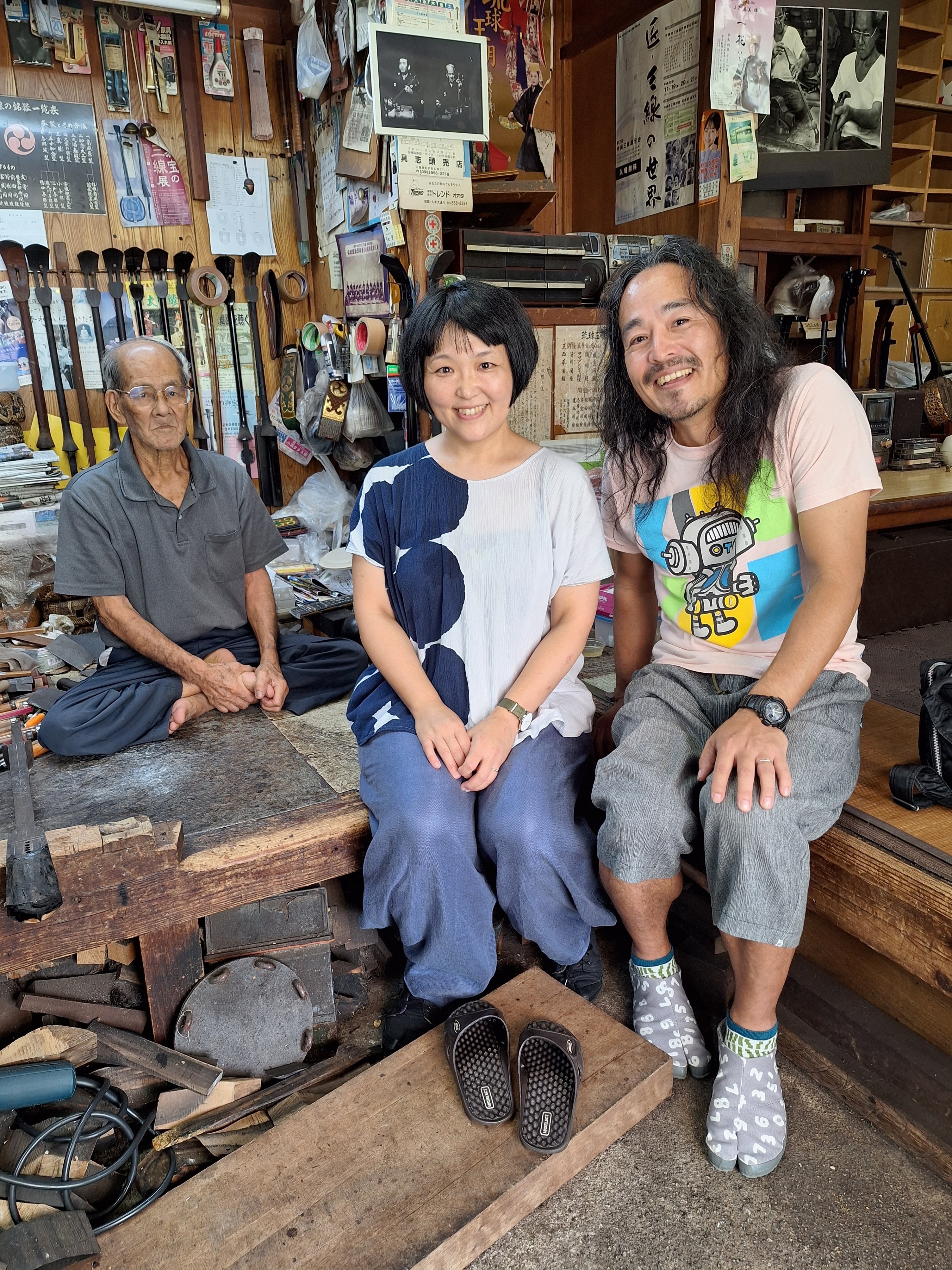 三線職人、銘苅春政さんの話｜にこ千鳥