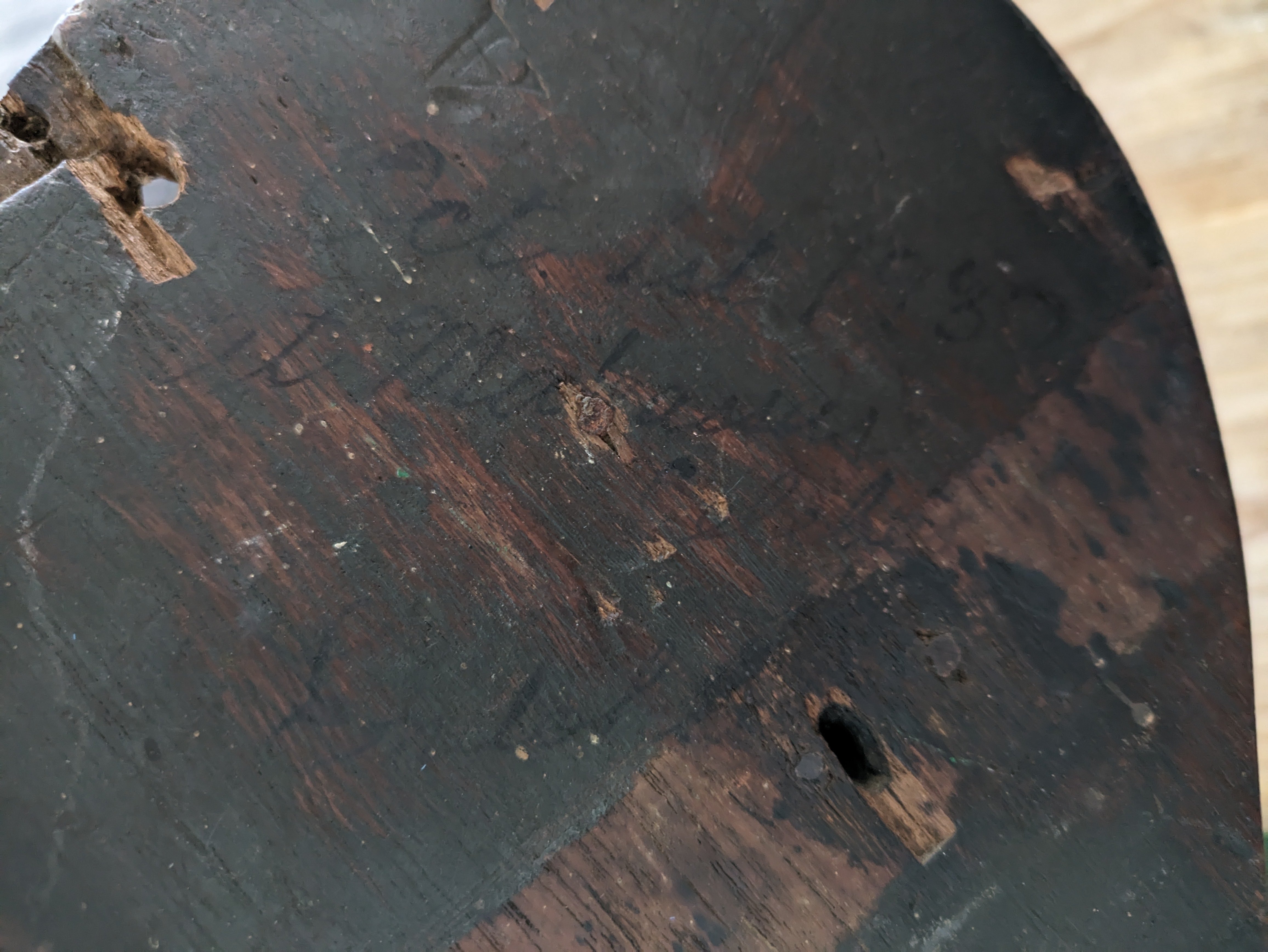 アンティーク】1980年製の壁掛けの鹿の角オブジェをお掃除しました