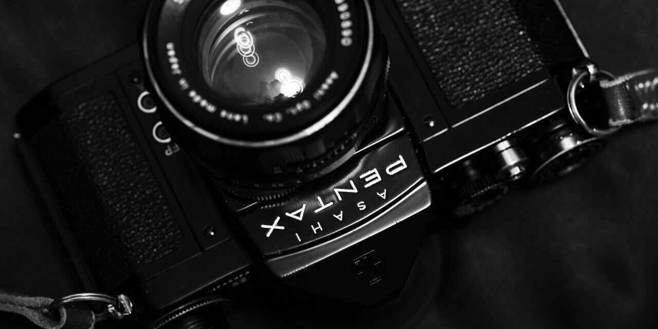 それでもNikonの一眼レフを手放そうとは思わない理由。｜記憶カメラ