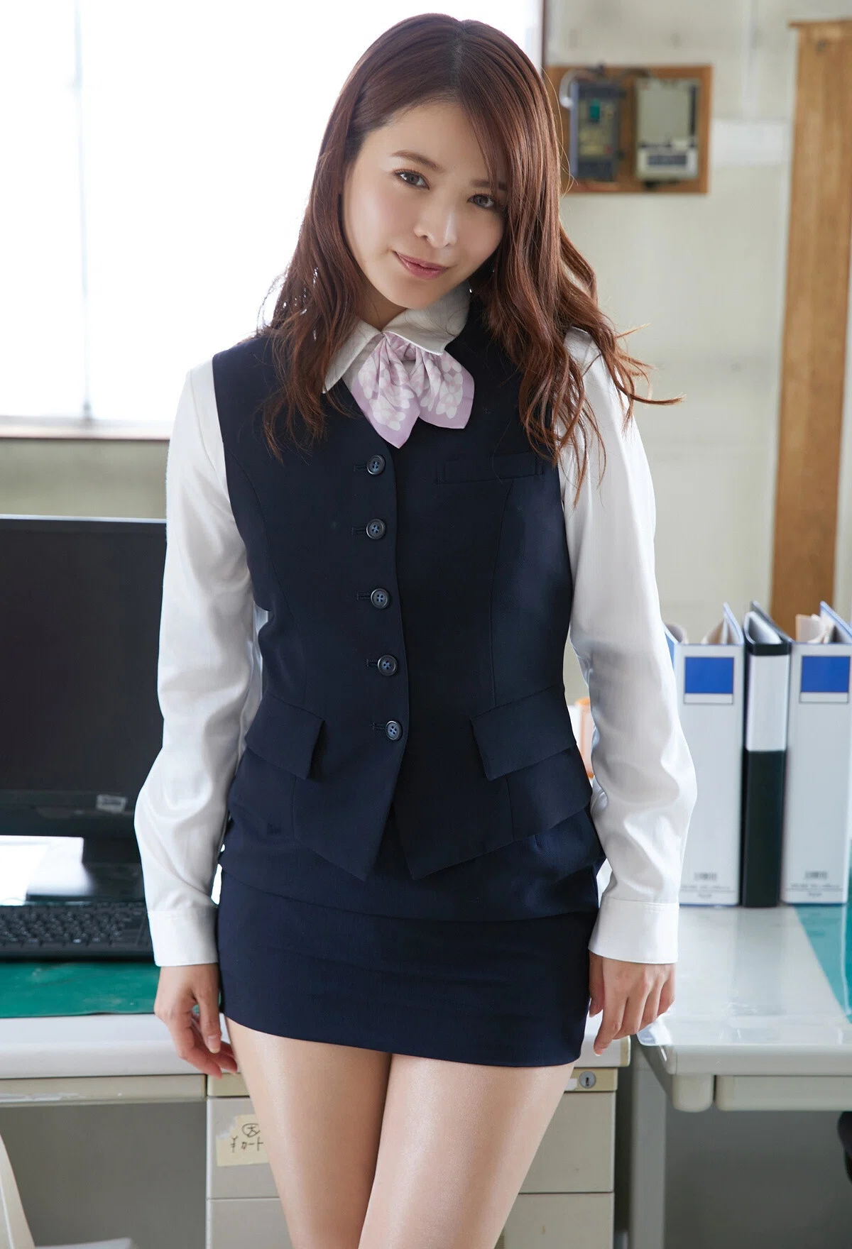 【53枚】興味をそそられて 春菜めぐみ｜【公式】解禁グラビア＆お宝写真集