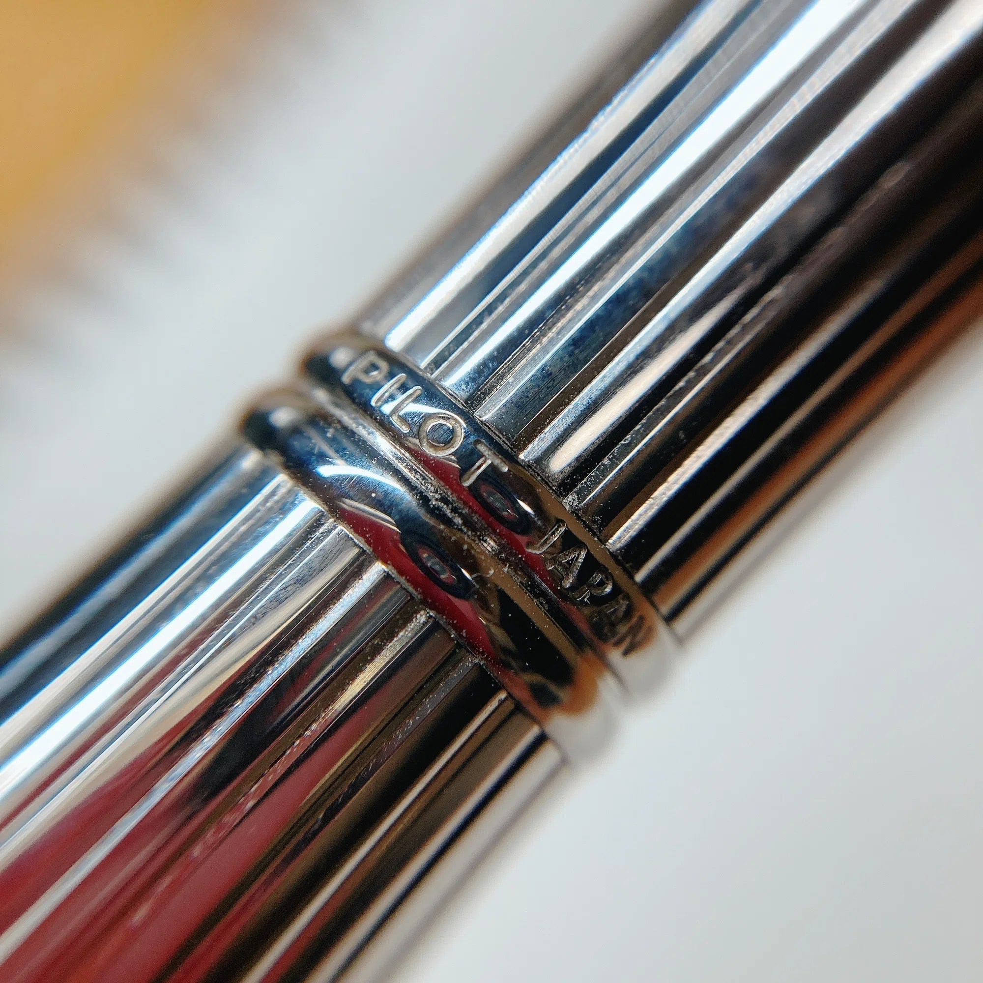 PILOT キャップレス ストライプ｜窓